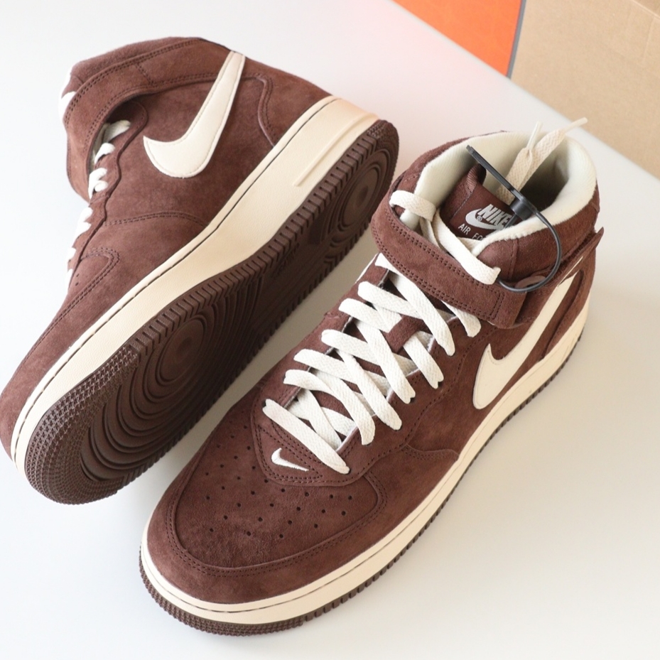Nike Air Force 1 Mid '07 QS Chocolate 착용 스타일 - 1