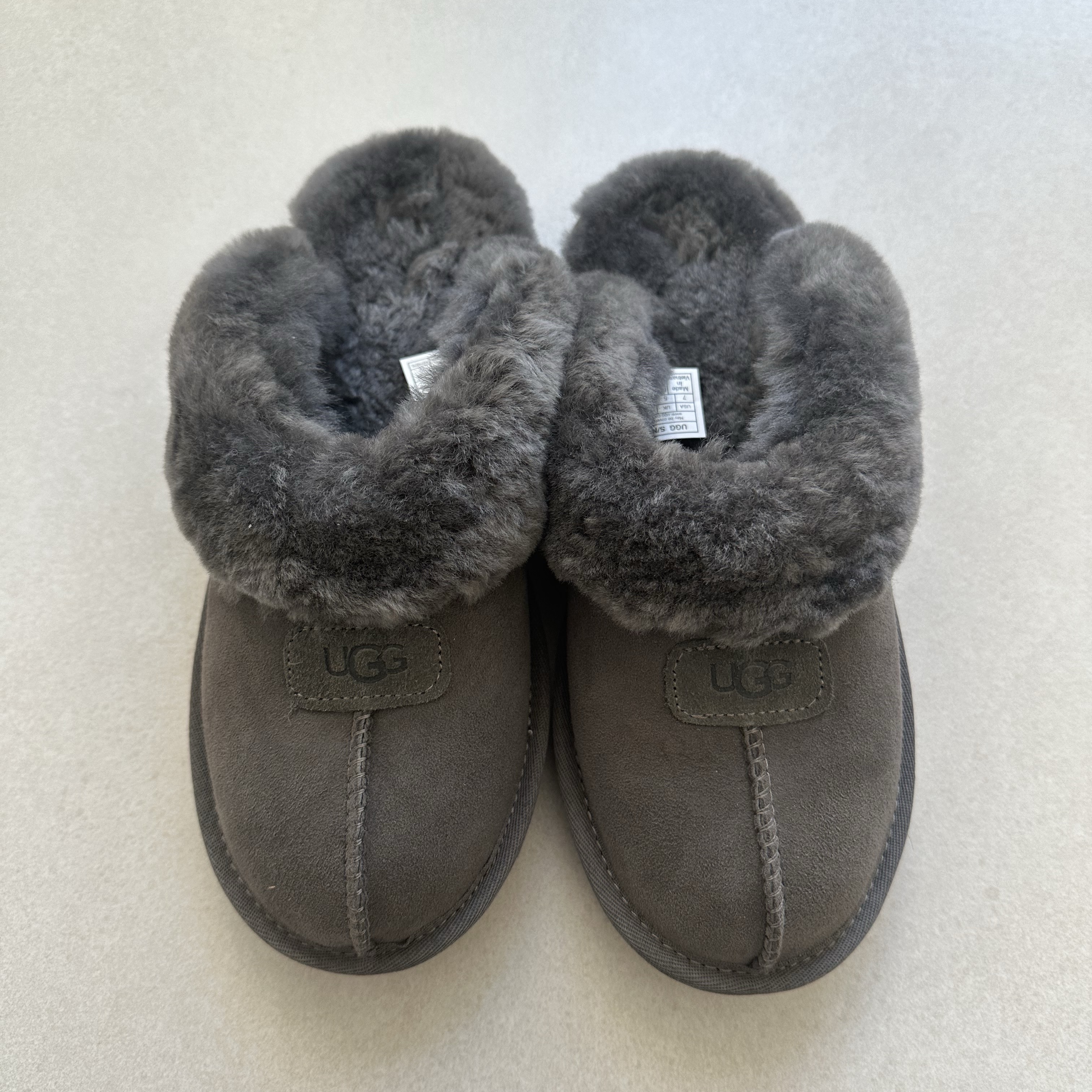 (W) UGG Coquette Slipper Grey 착용 스타일 - 2