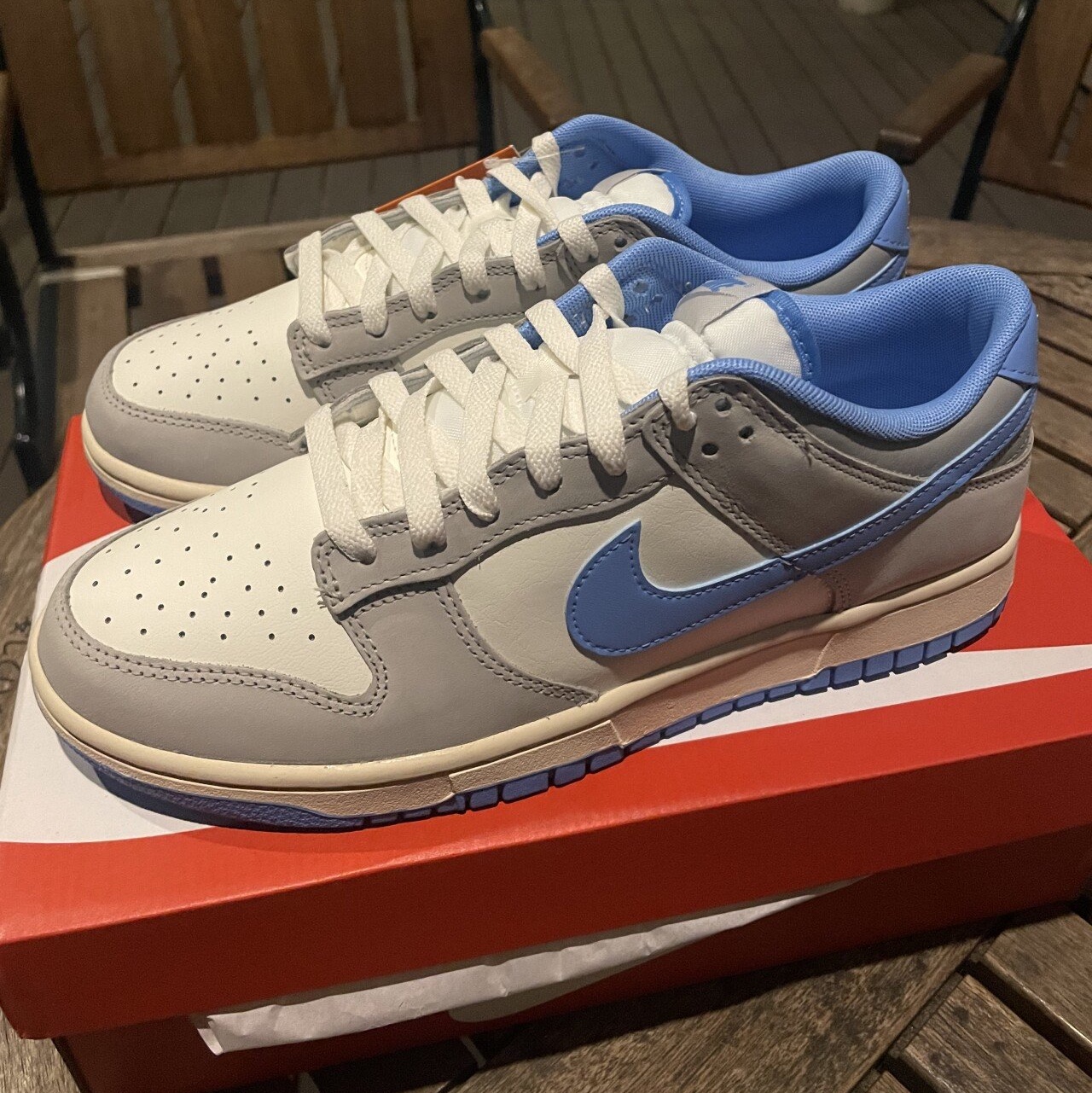 Nike Dunk Low Sail University Blue 착용 스타일