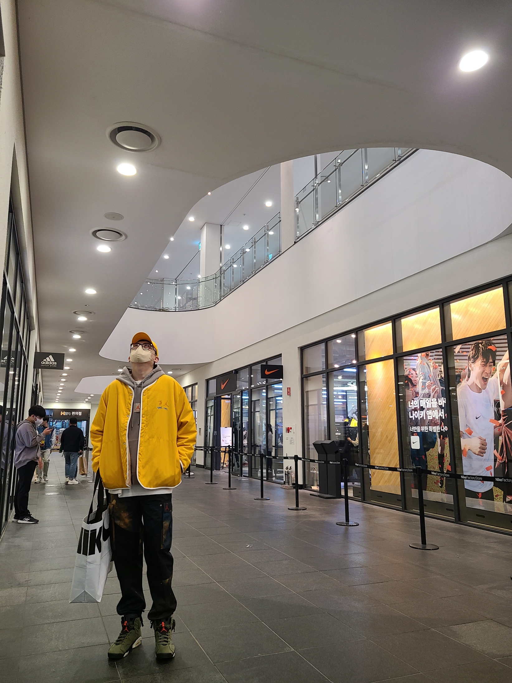 Jordan x Union Reversible Jacket Sport Gold - US/EU, Jordan Fearless Gore-Tex Pants 착용 스타일