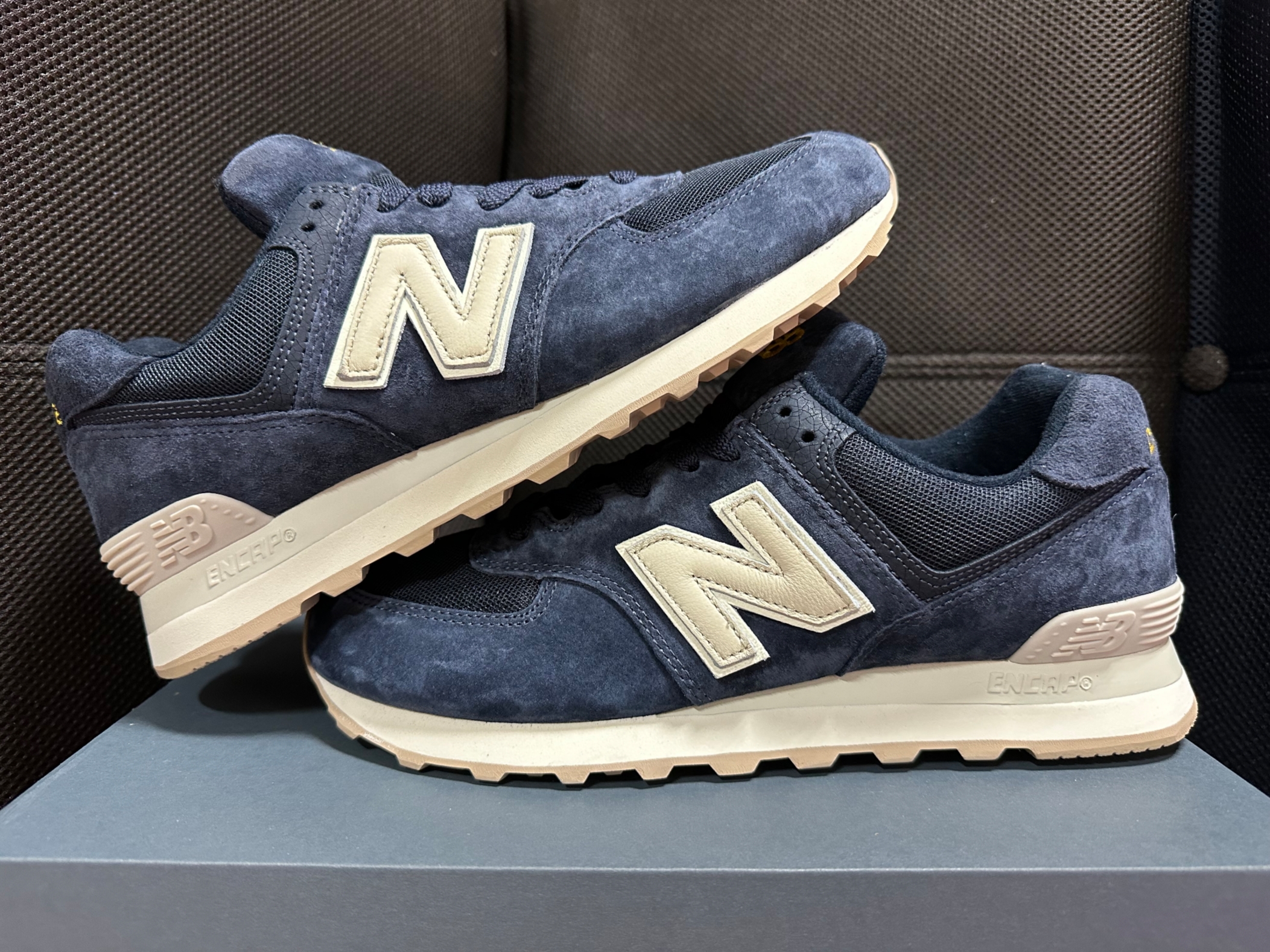 New Balance x Recto 574 Faded Navy Classic, New Balance 574 Legacy Grey 착용 스타일 - 1
