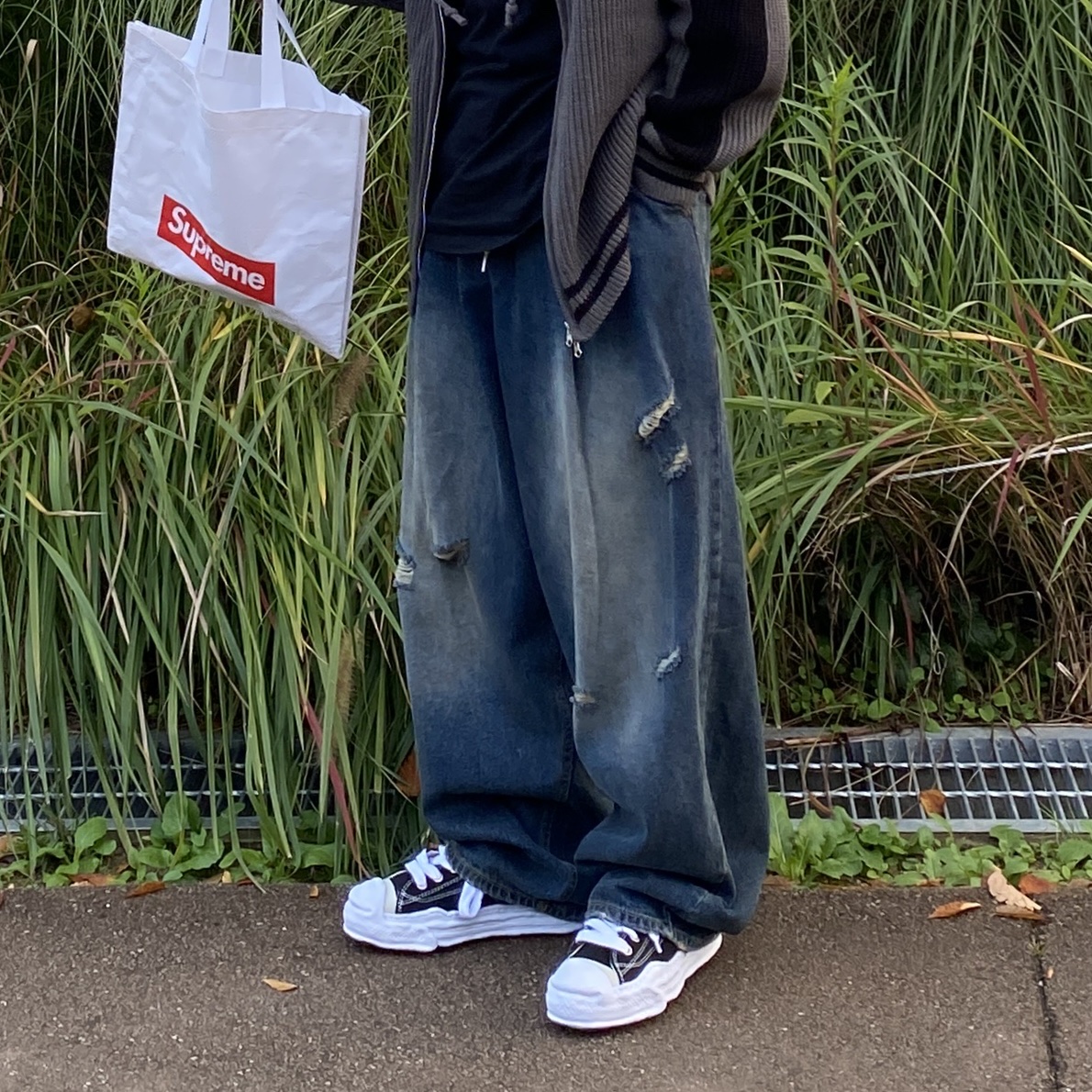 Maison Mihara Yasuhiro Hank OG Sole Canvas Low-top Sneakers Black, Maison Mihara Yasuhiro Peterson OG Sole Canvas Low Sneakers Black 착용 스타일 - 5