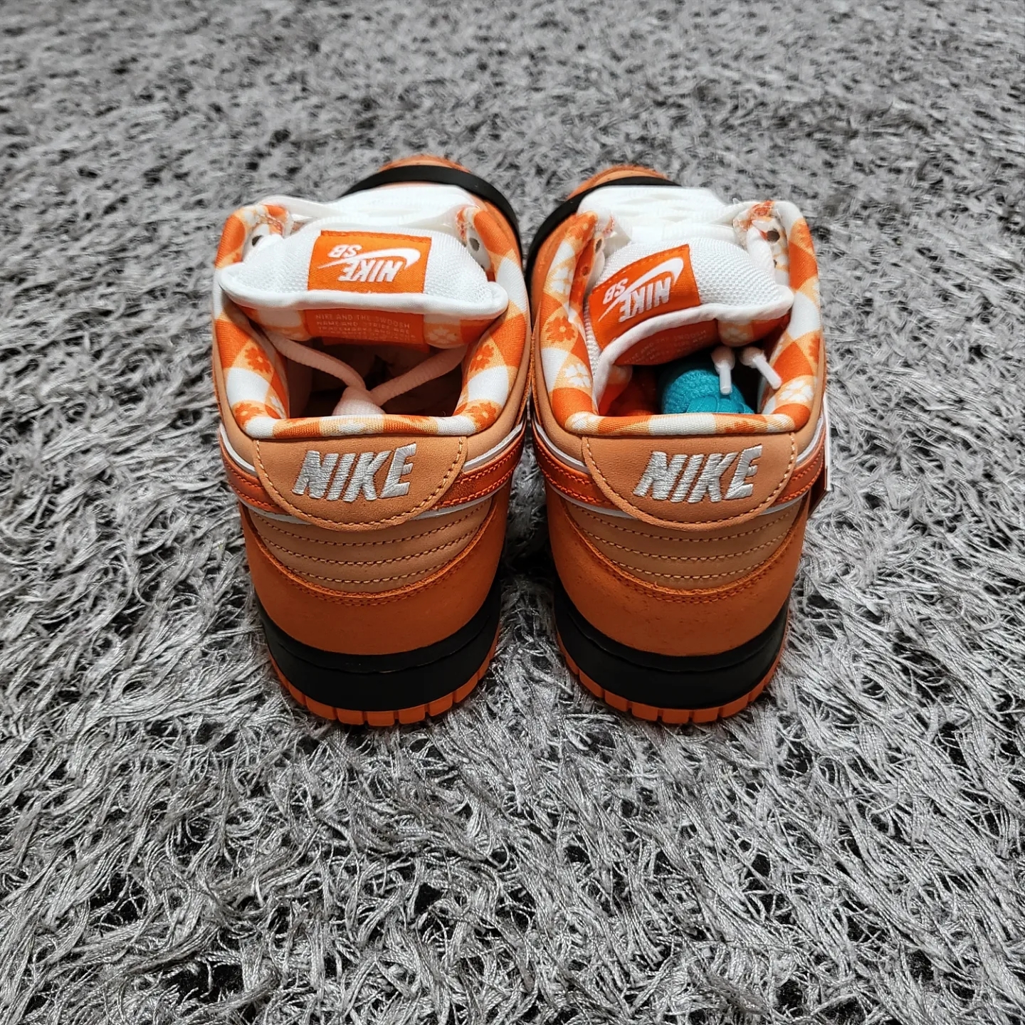 Nike x Concepts SB Dunk Low Orange Lobster (Regular Box) 착용 스타일