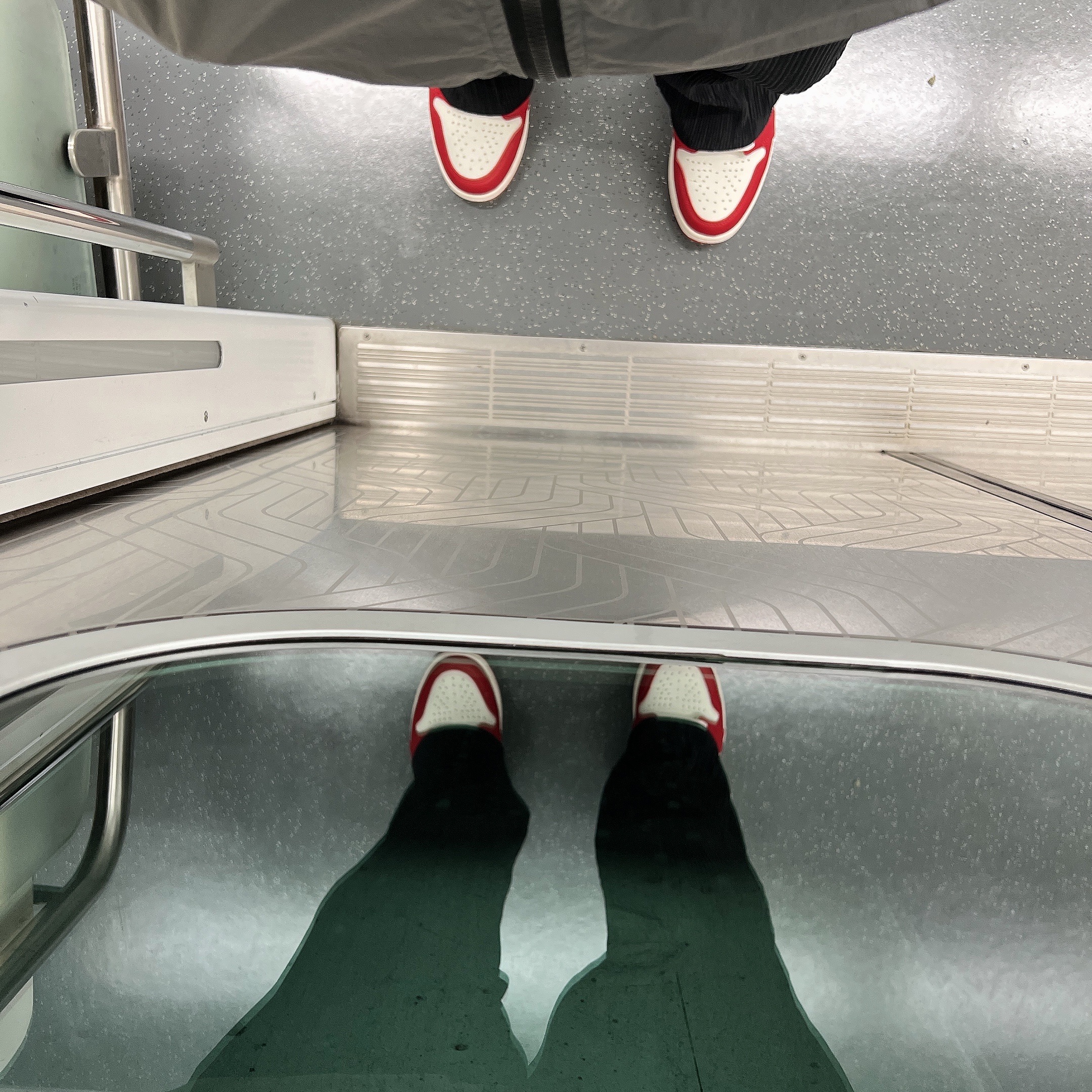 Jordan 1 Retro High OG Chicago 2022 착용 스타일 - 2