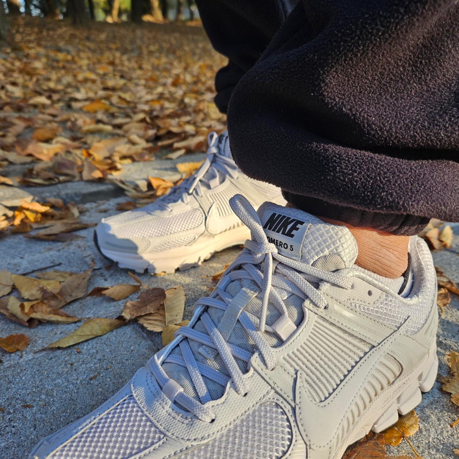 Nike Zoom Vomero 5 SP Vast Grey 2023 착용 스타일 - 1