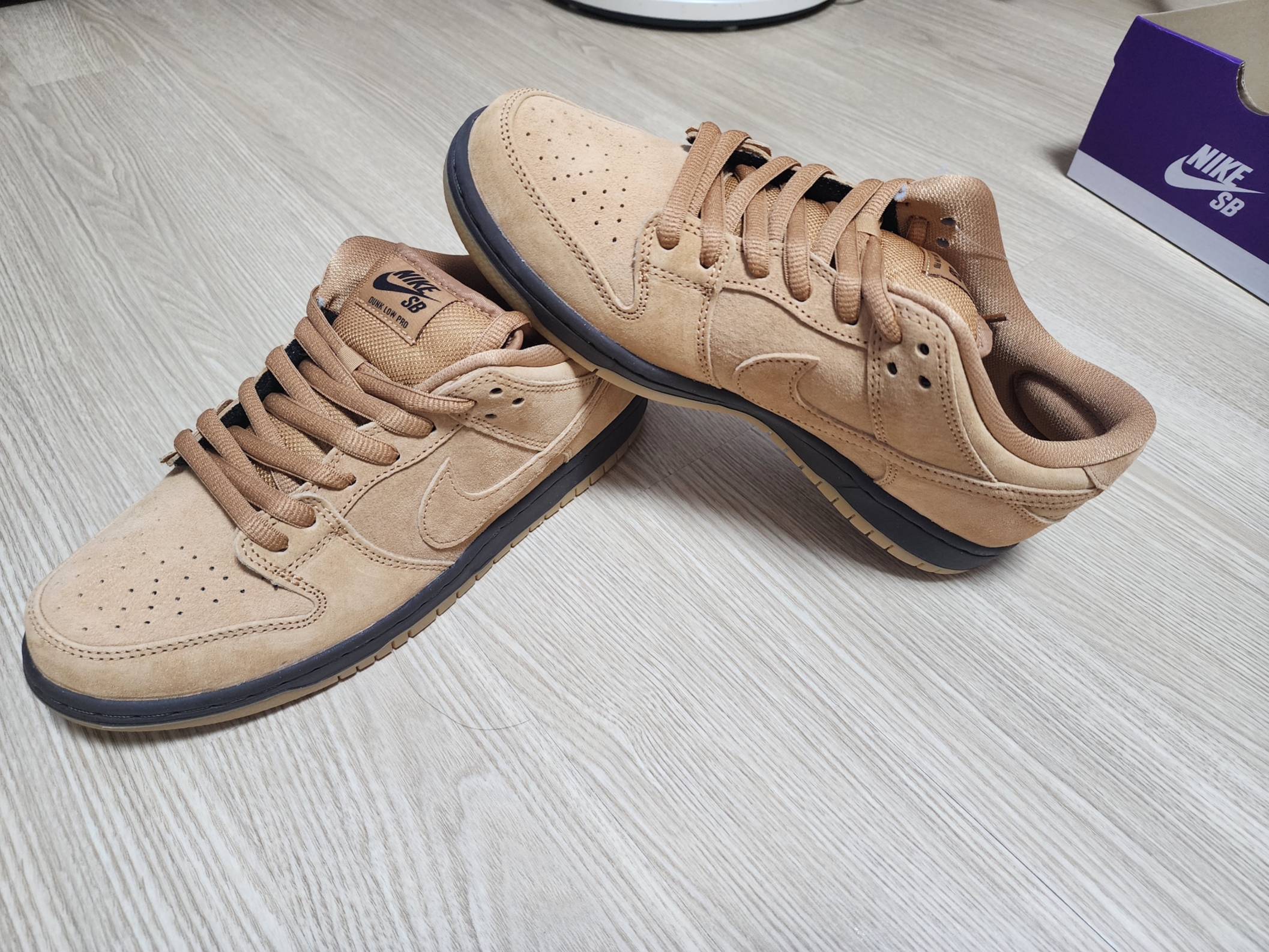 Nike SB Dunk Low Pro Wheat 2023 착용 스타일