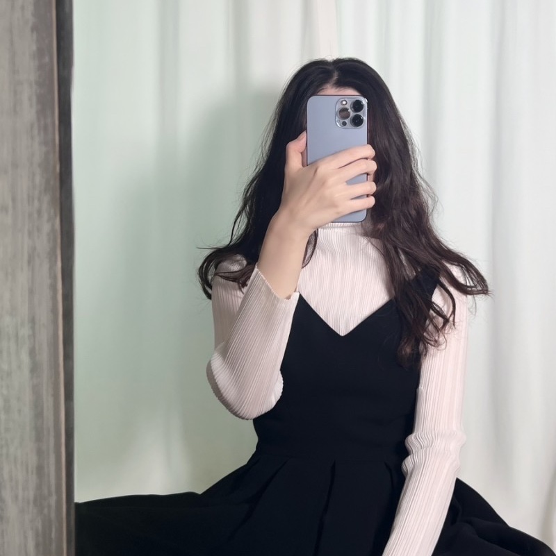 (W) Pleats Please Issey Miyake Rib Pleats Basics Top White 착용 스타일 - 1