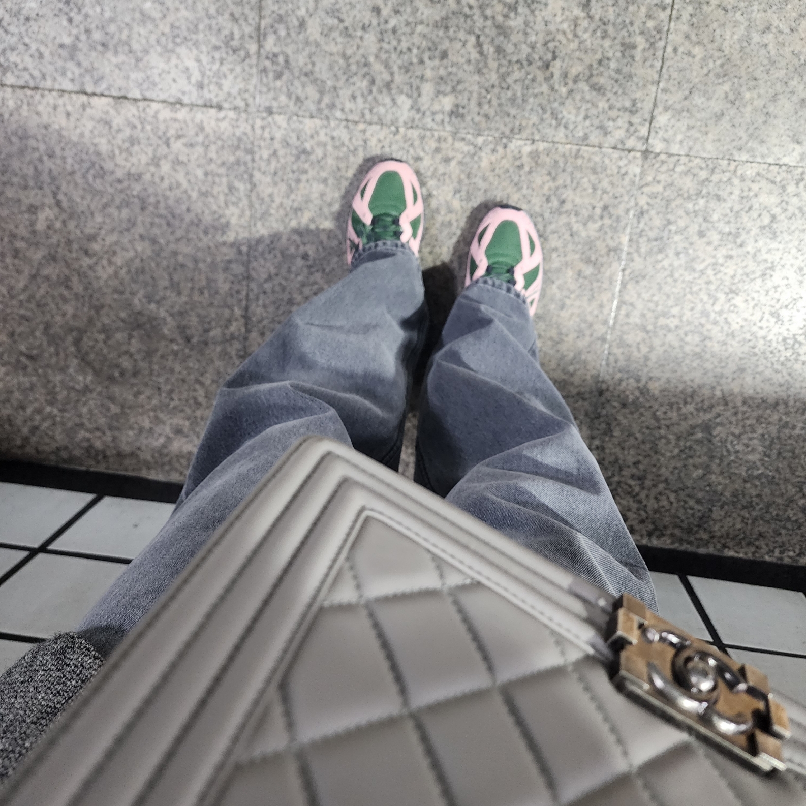 New Balance ML610T Pink Moon - D Standard 착용 스타일