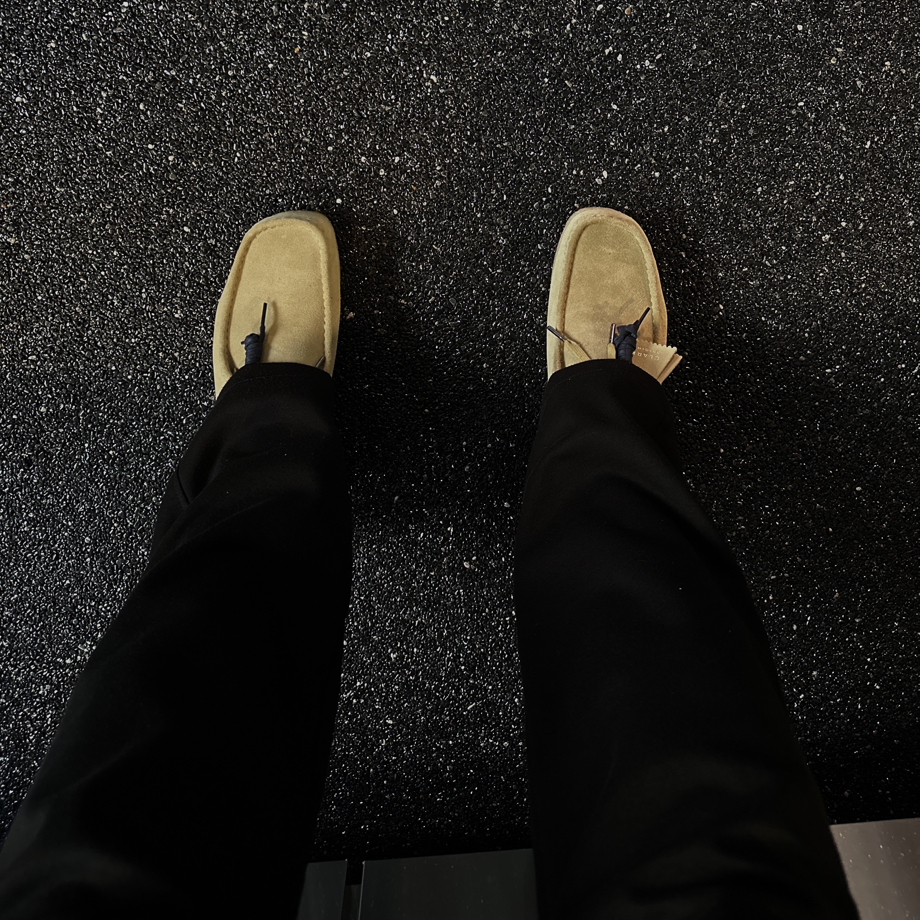 Clarks Wallabee Maple Suede 착용 스타일