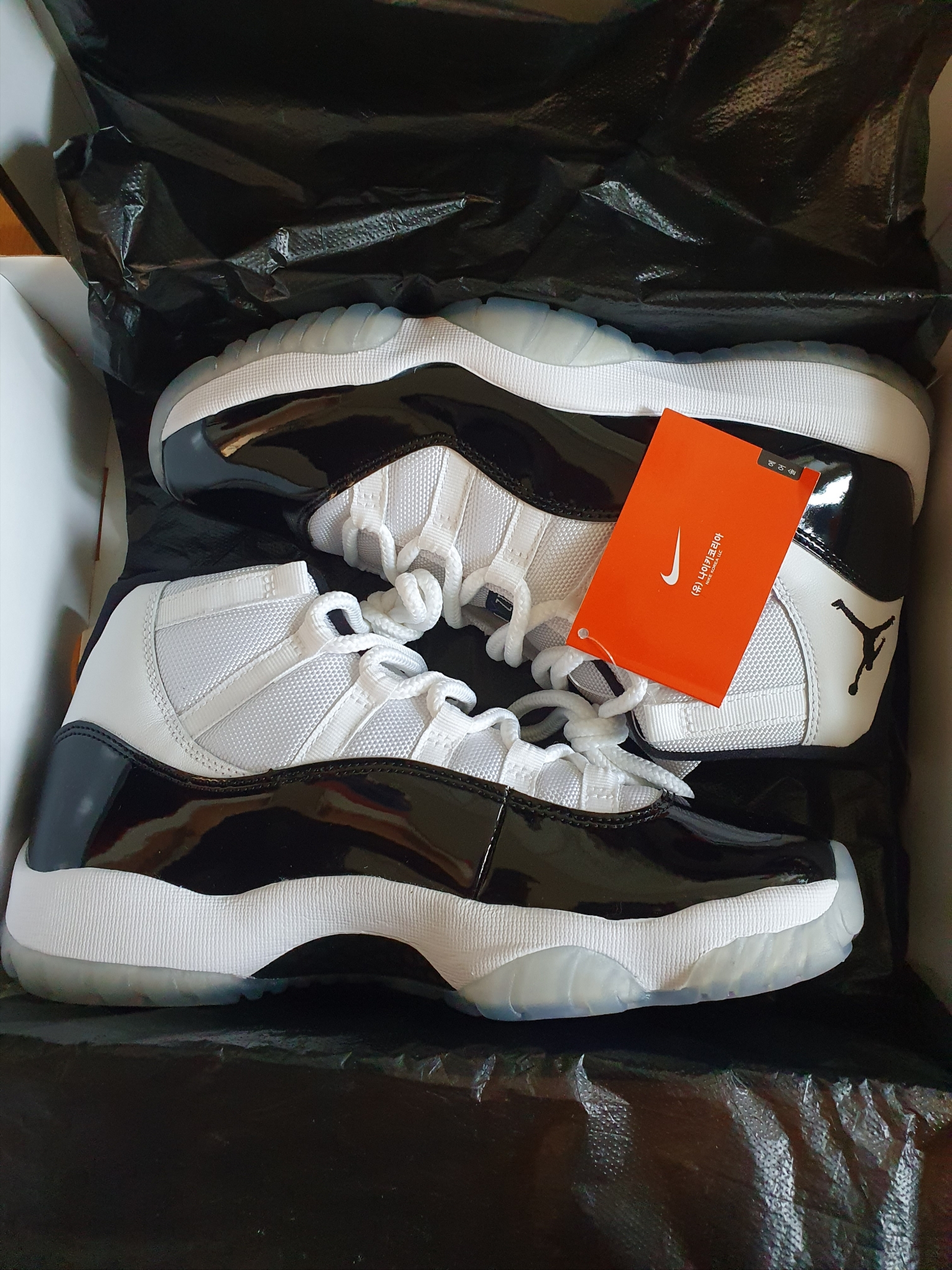 Jordan 11 Retro Concord 2018 착용 스타일