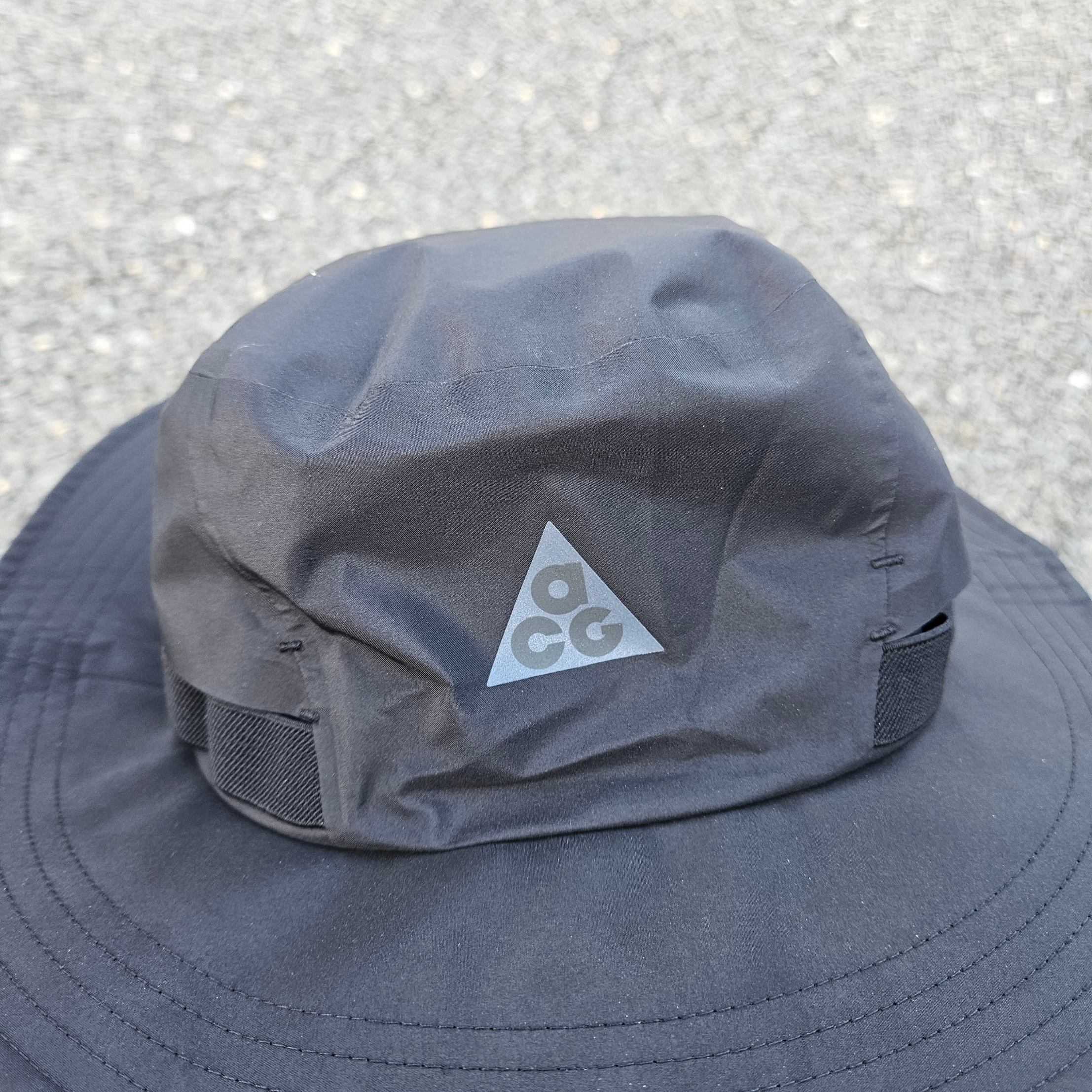 Nike ACG Apex Bucket Hat Black 착용 스타일