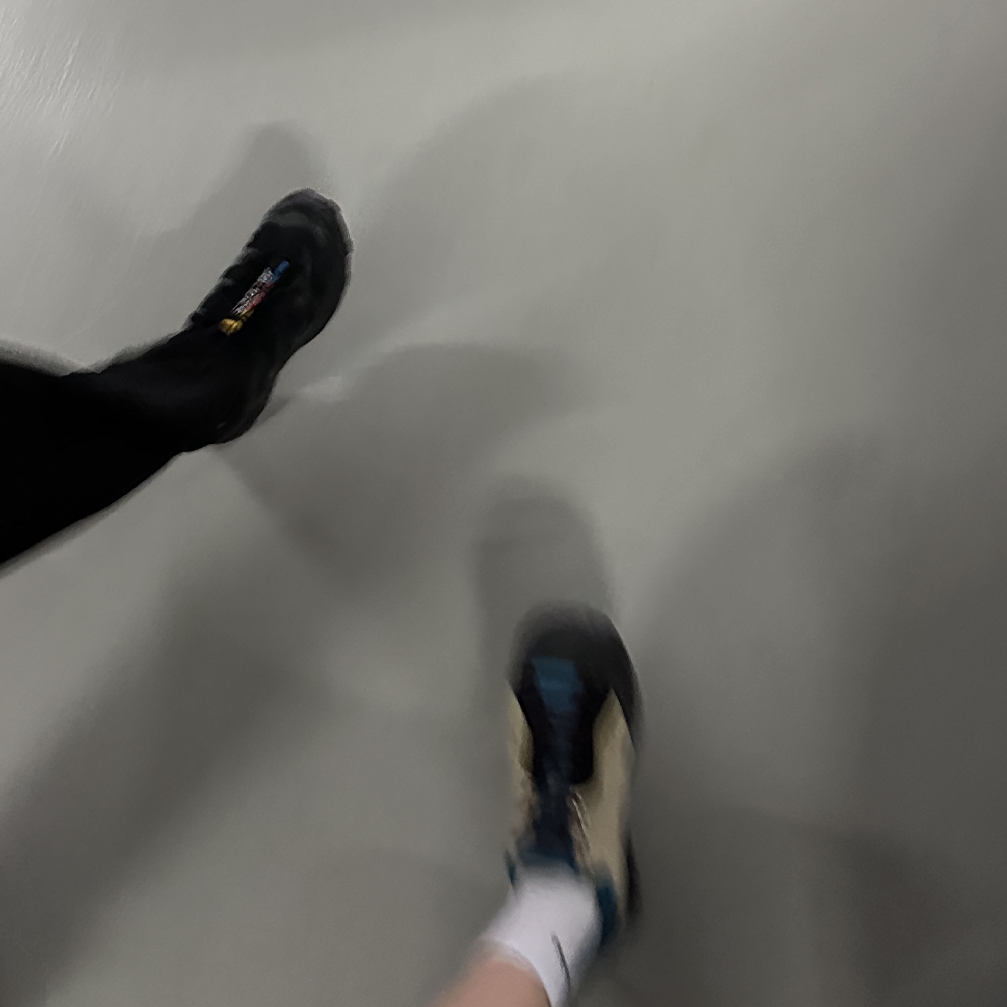 Salomon XT-6 ADV Black, Keen Jasper Rocks SP Sneakers Beige 착용 스타일