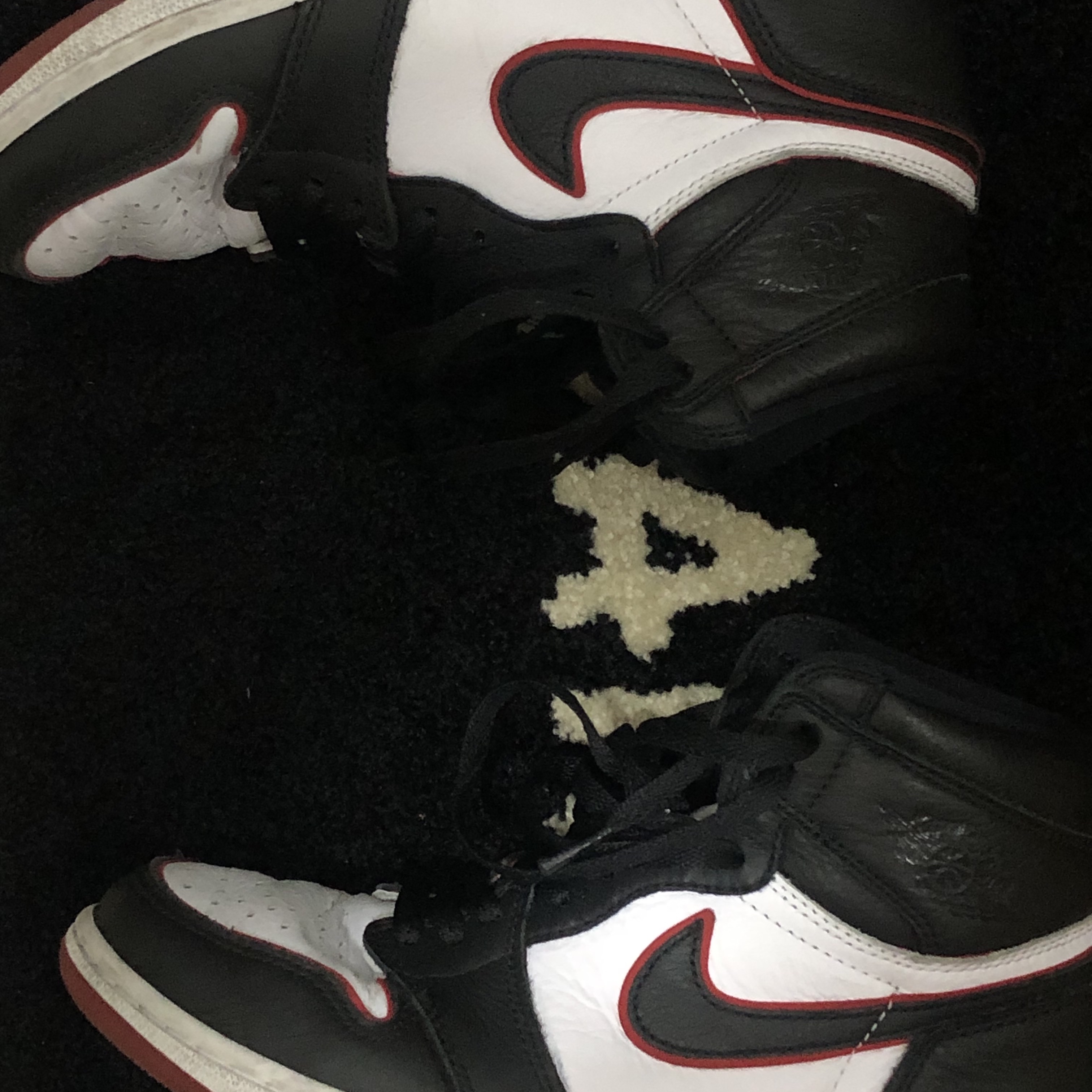 Jordan 1 Retro High OG Bloodline 착용 스타일
