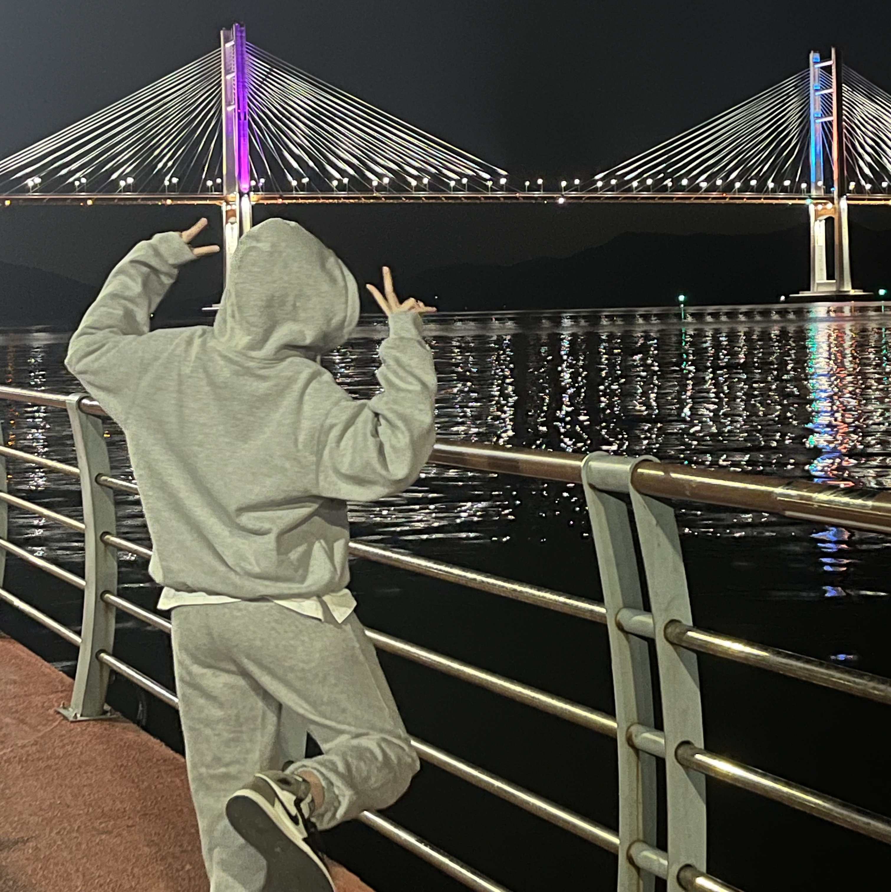 Supreme S Logo Zip Up Hooded Sweatshirt Heather Grey - 23FW, Jordan 1 Retro High OG Black Mocha 착용 스타일 - 1