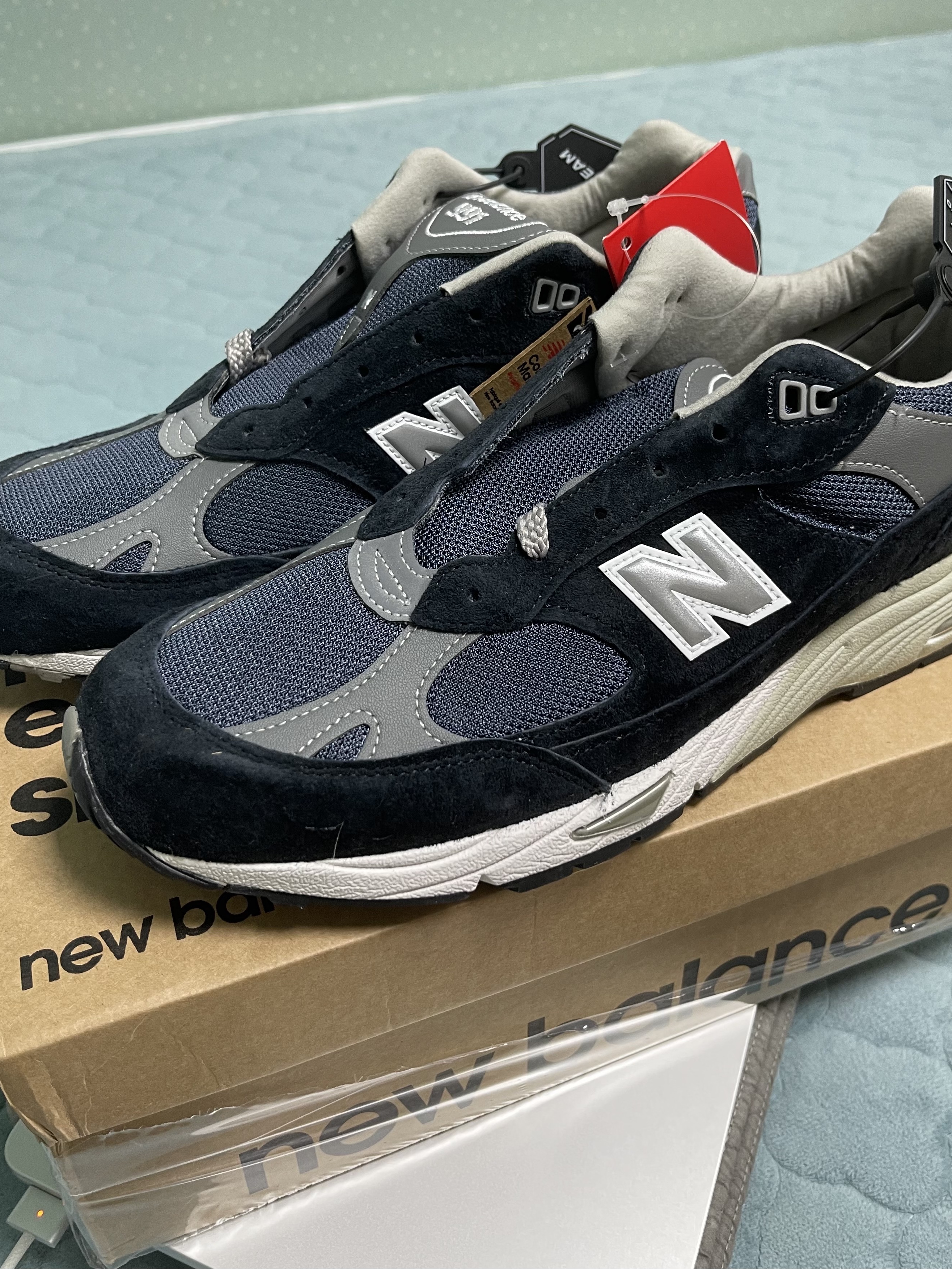 New Balance 991 Made in UK Navy 착용 스타일