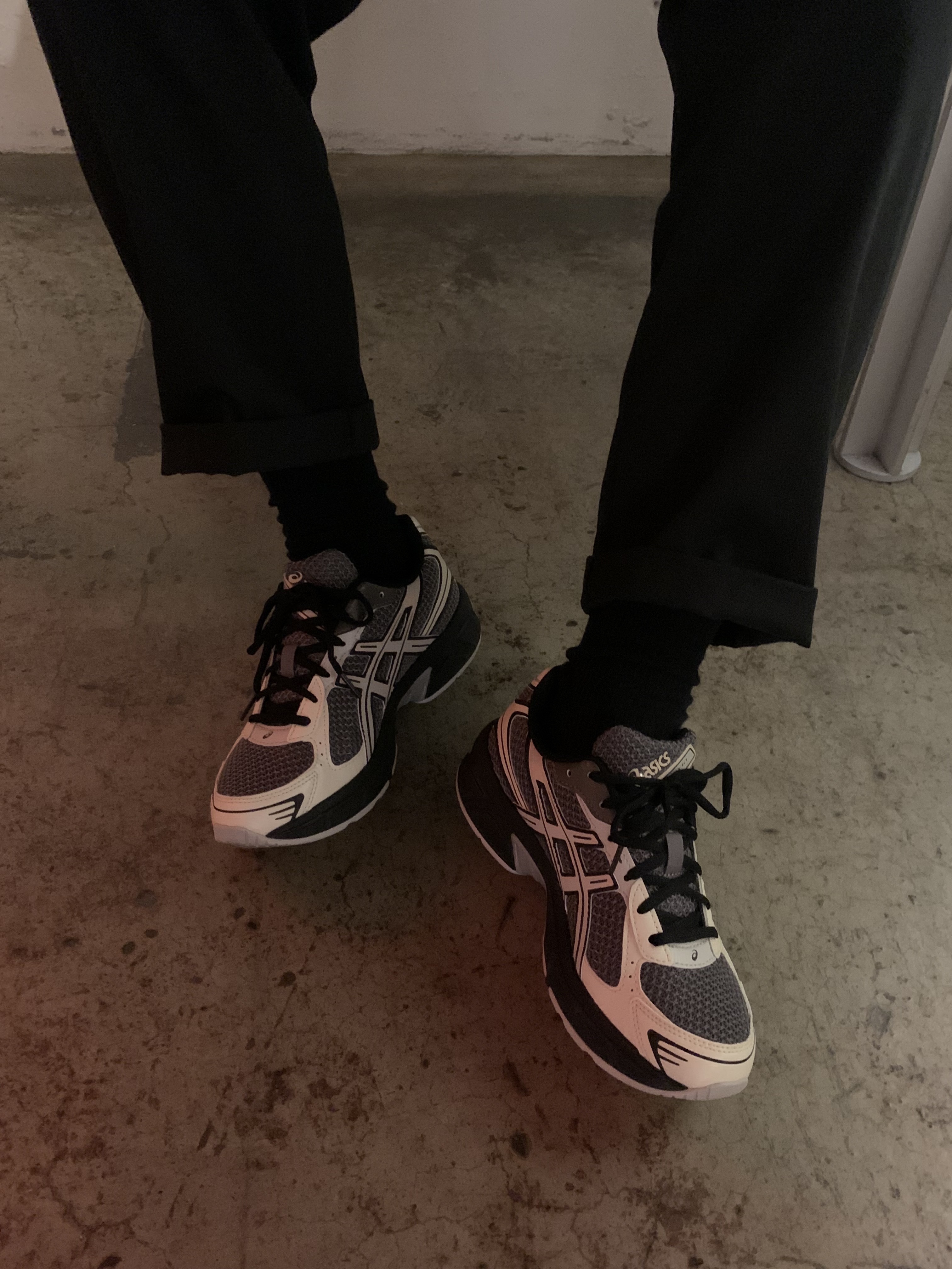 Asics x I4P Gel-1130 Mink Glacier Grey 착용 스타일 - 1