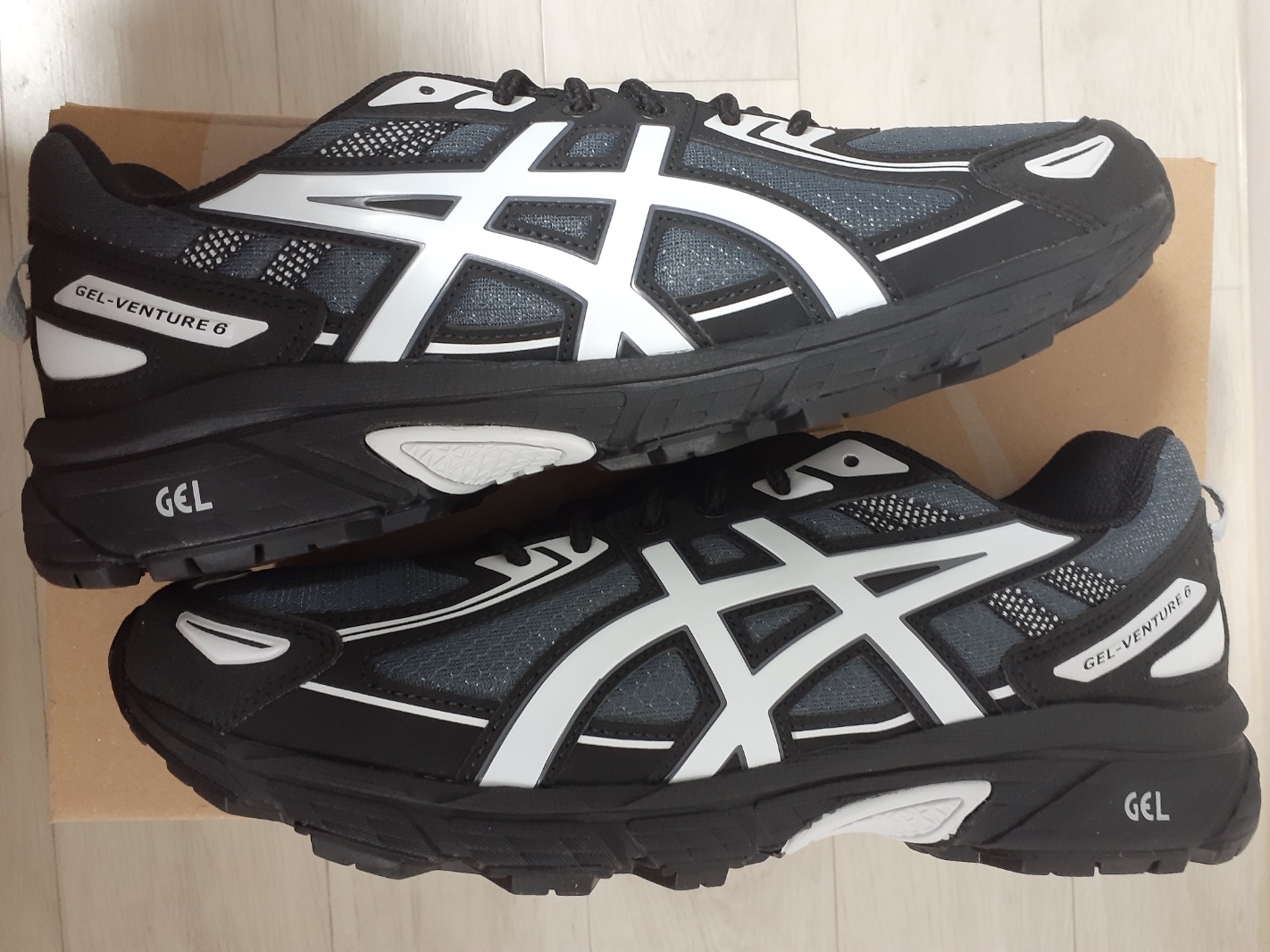 Asics Gel-Venture 6 Carrier Grey 착용 스타일