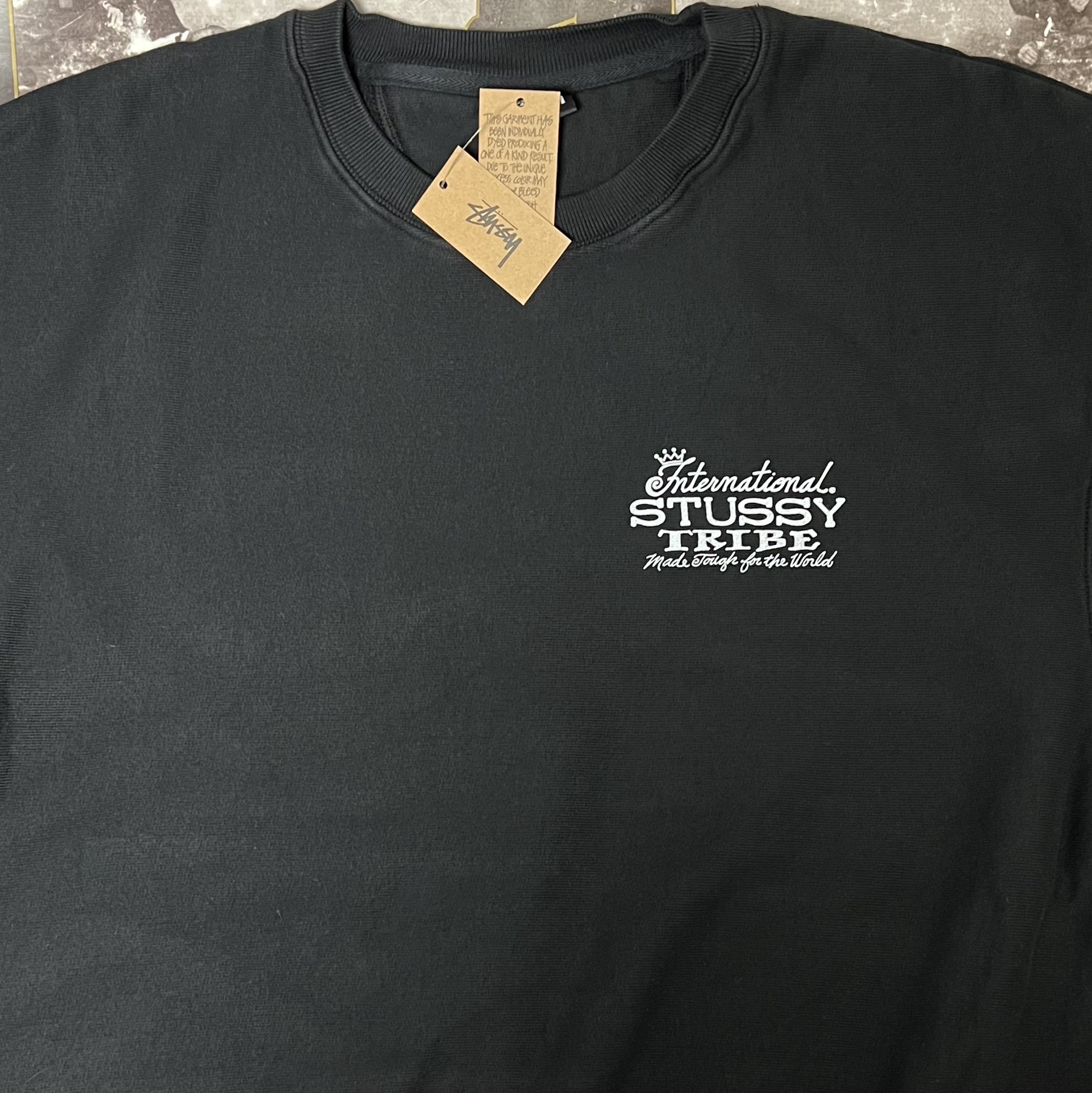 Stussy Ist Pigment Dyed Crew Black 착용 스타일 - 2