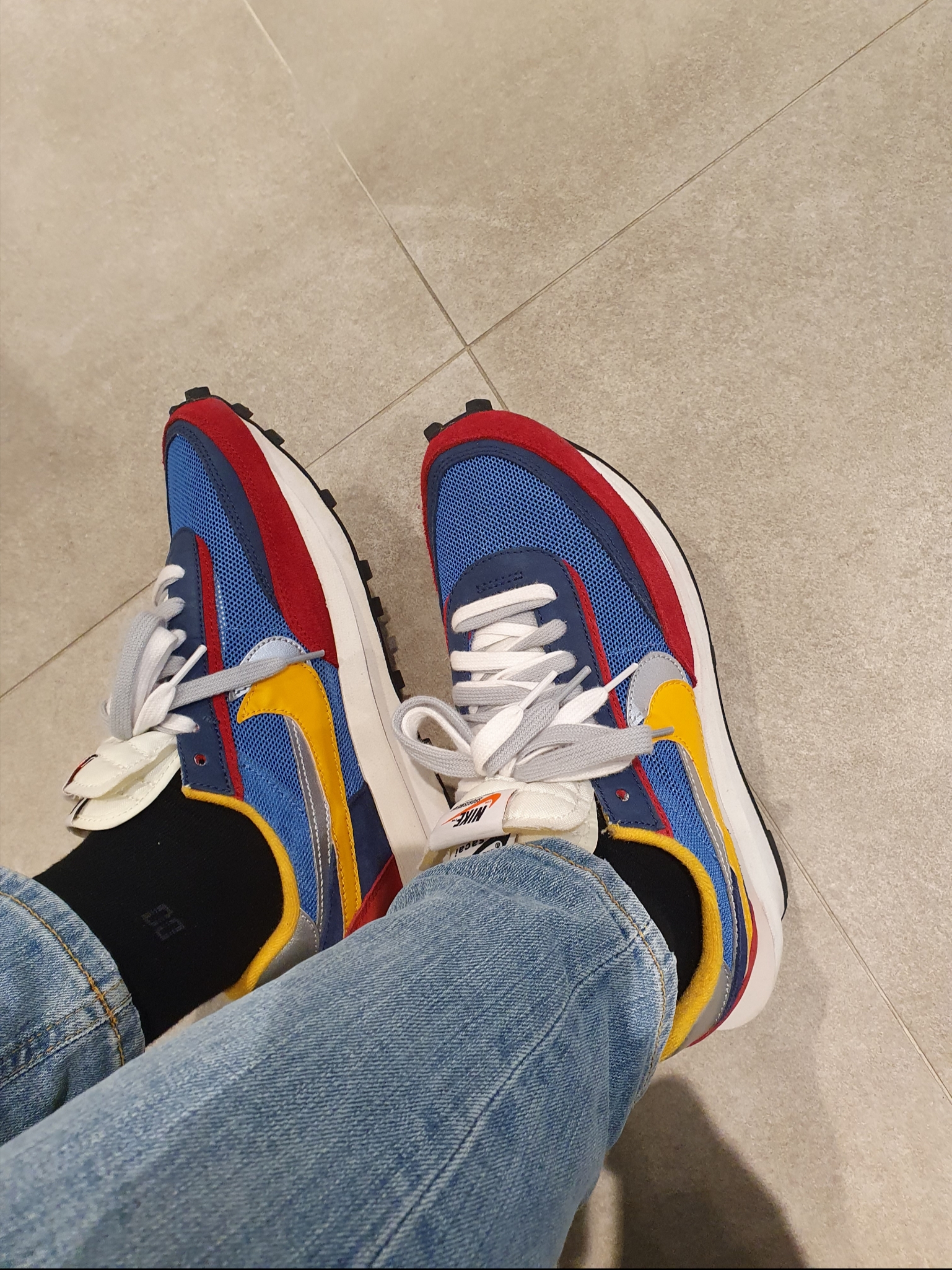 Nike x Sacai LDWaffle Blue Multi 착용 스타일