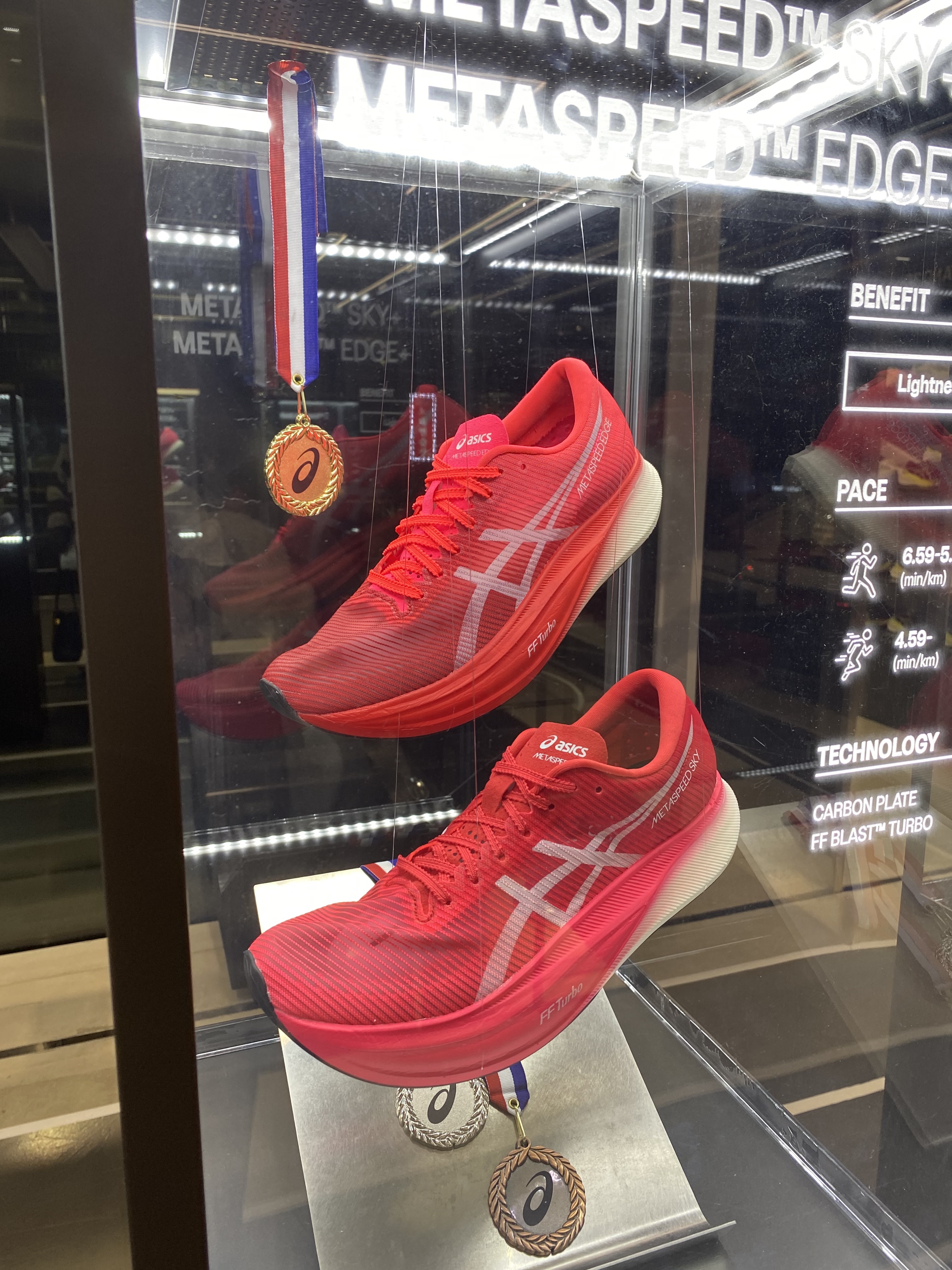Asics Gel-Kayano 14 Cream Black 착용 스타일 - 7