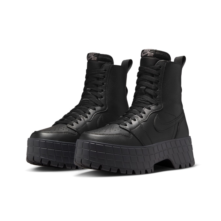 Jordan 1 Low Triple Black 2022, Jordan 1 Mid Triple Black 착용 스타일 - 2