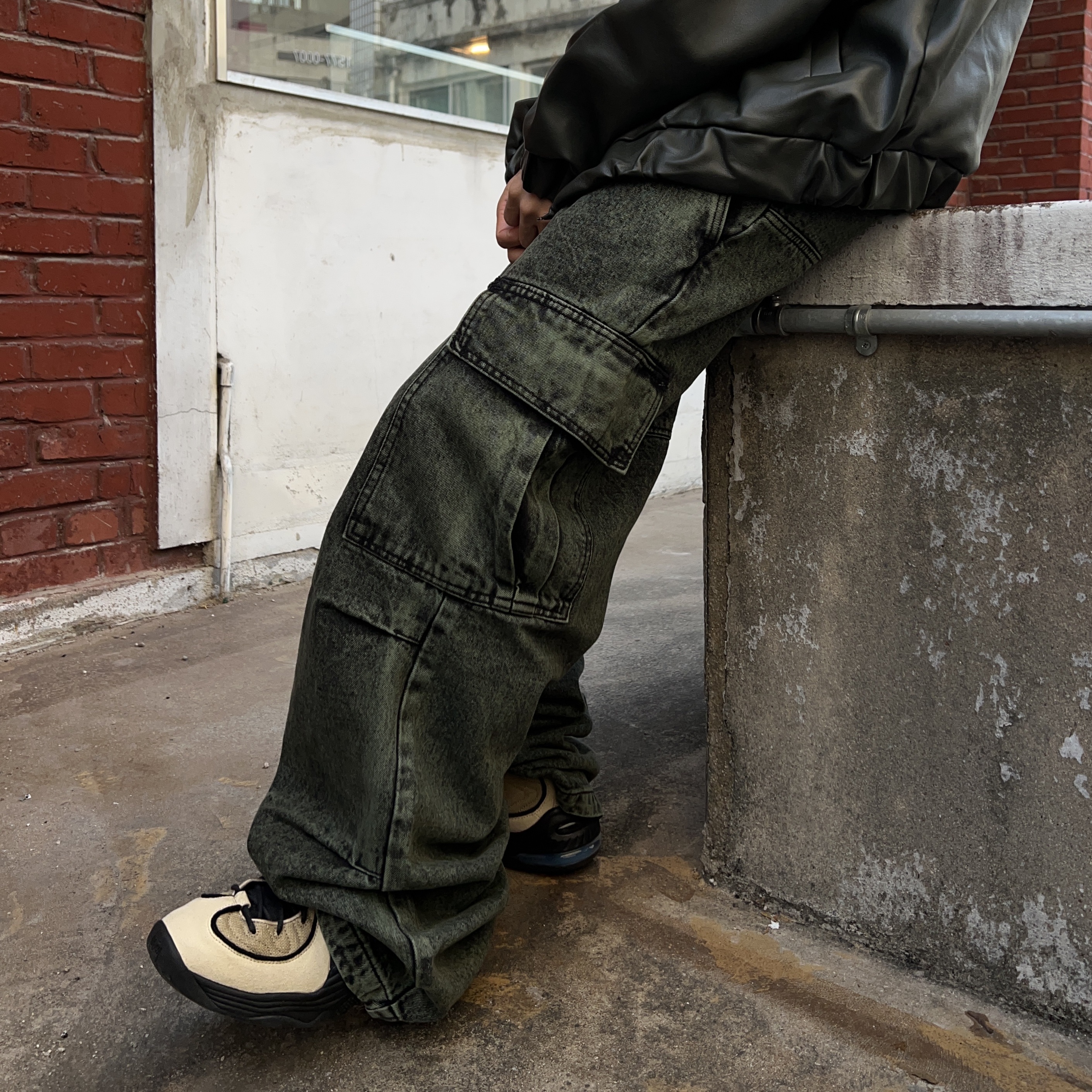 Nike x Stussy Air Penny II Rattan and Limestone 착용 스타일 - 3