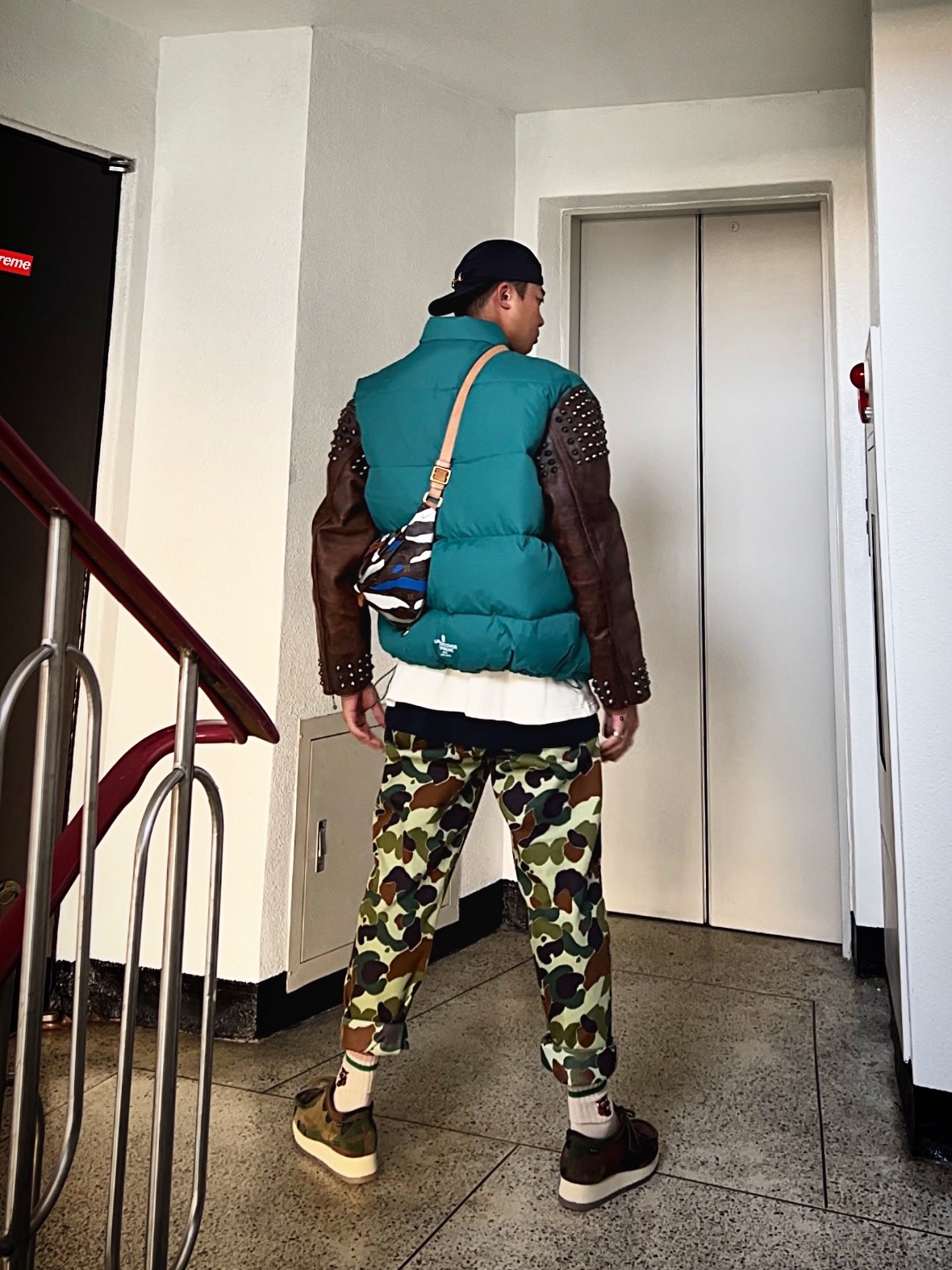 Supreme x Undercover Puffer Jacket Teal - 23SS, Supreme x Bounty Hunter Thermal Henley L/S Top Natural - 23FW 착용 스타일 - 2