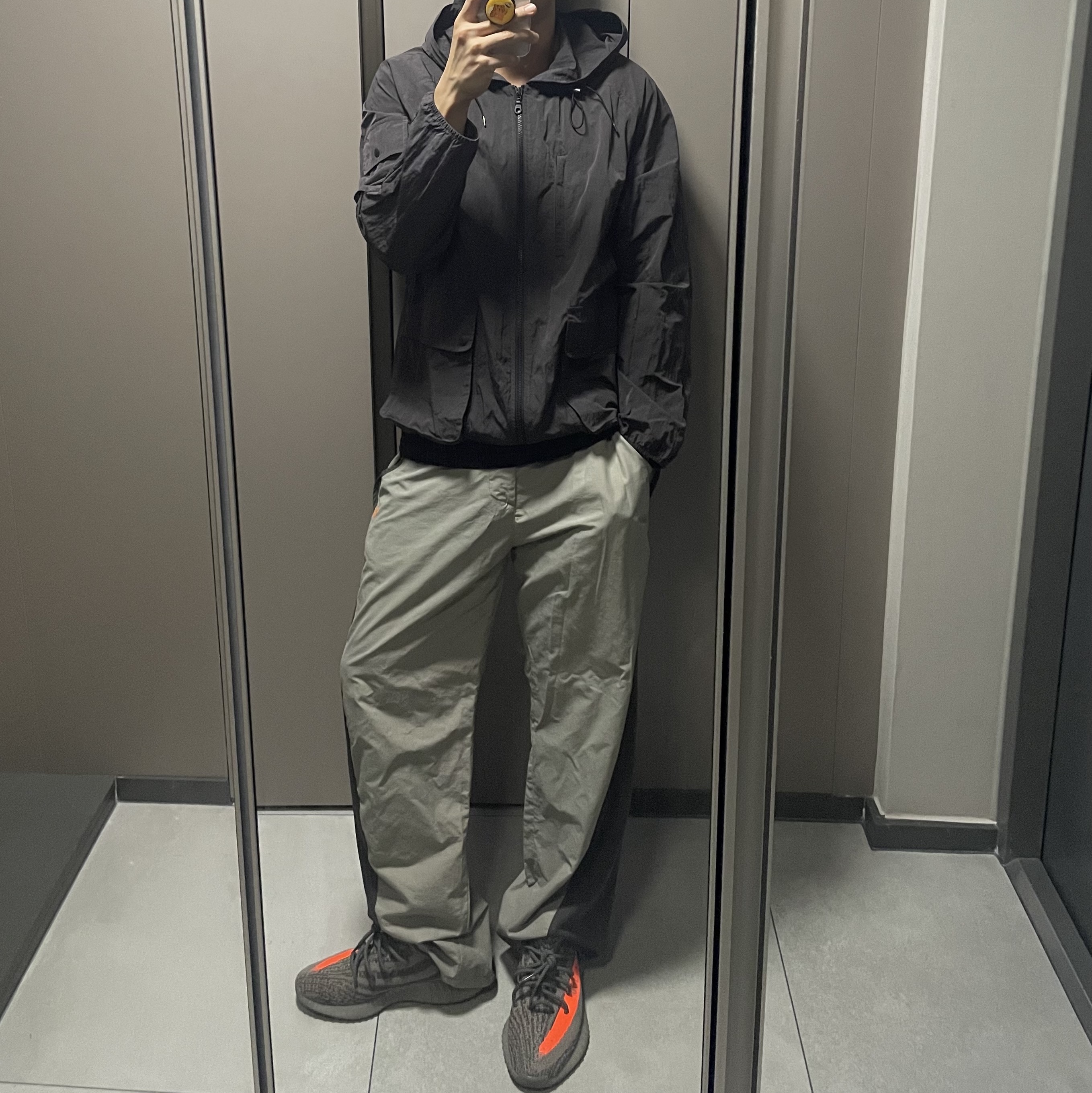 Adidas Yeezy Boost 350 V2 Beluga - Reflective, Sansan Gear Side Mesh Pants Beige Gray - 22SS 착용 스타일