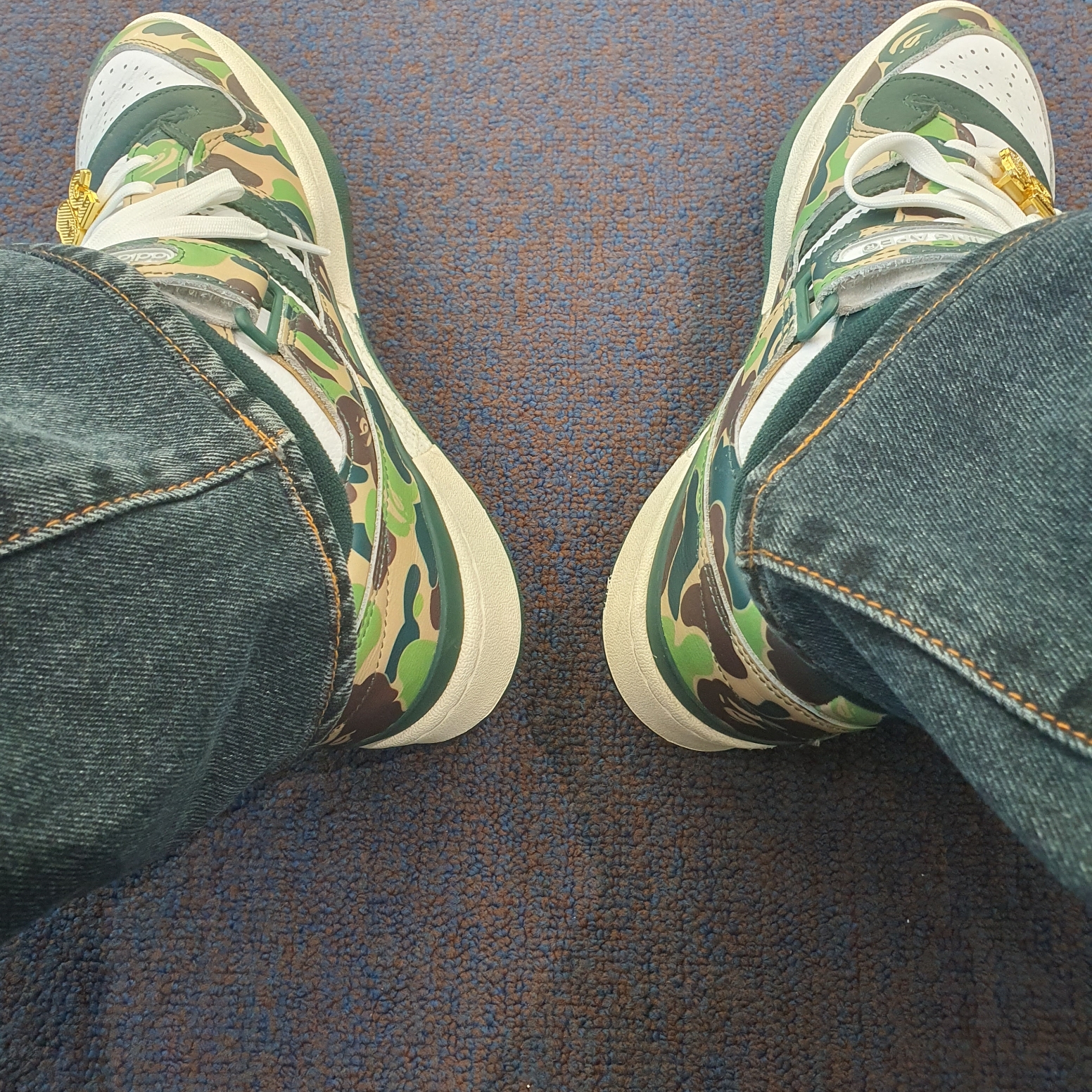 Adidas x BAPE Forum 84 Low Green Camo 착용 스타일 - 3