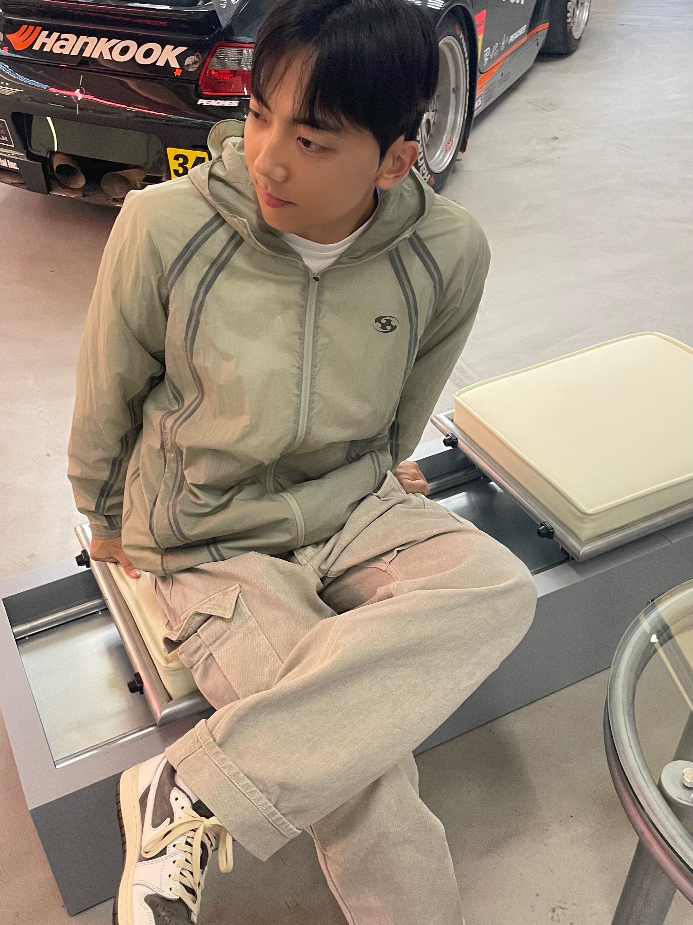Jordan 1 x Travis Scott Retro Low OG SP Sail and Ridgerock, Sansan Gear Seam Sealing Jacket Jade - 22FW 착용 스타일
