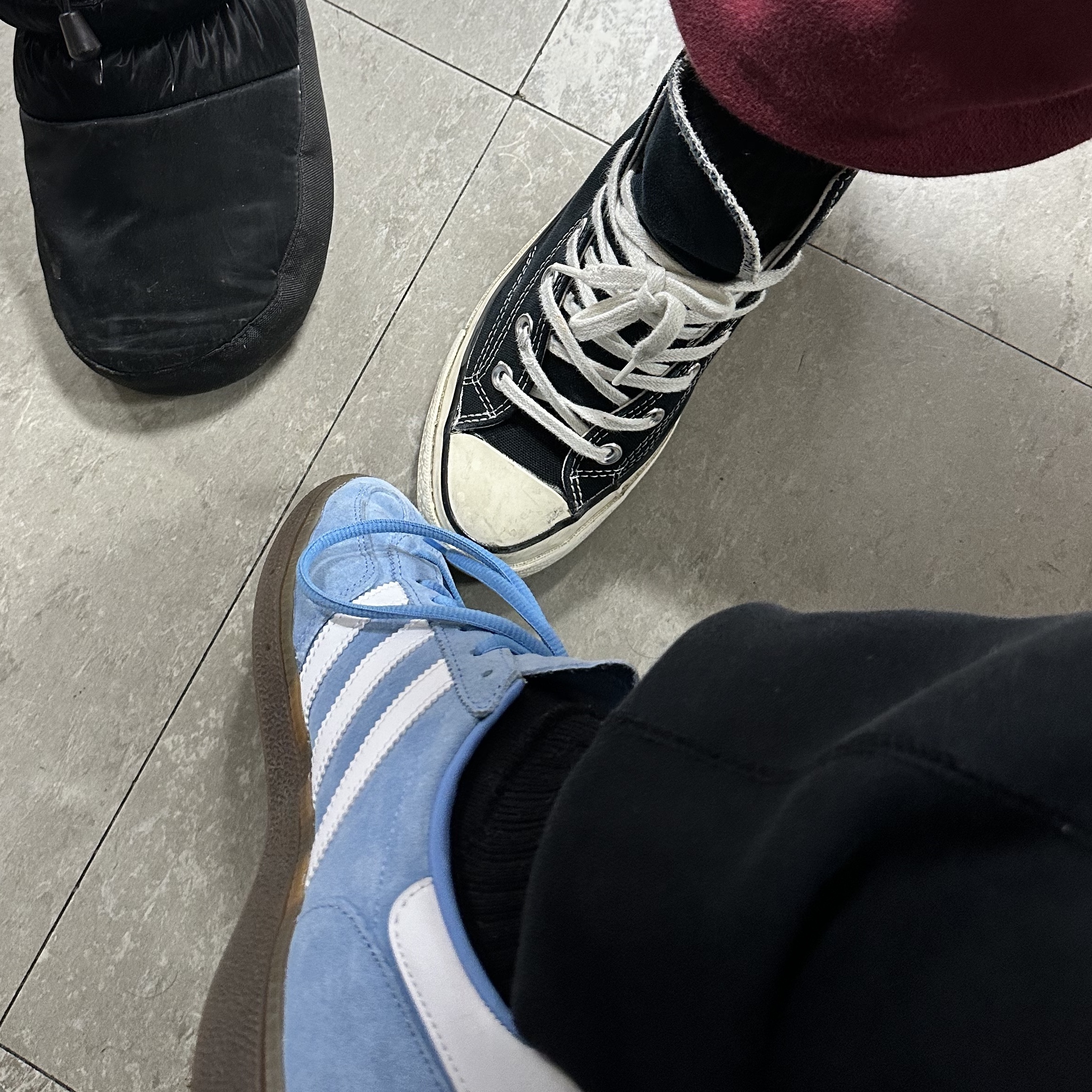 Converse Chuck 70 Ox Black - Standard, Adidas Spezial Handball Light Blue 착용 스타일