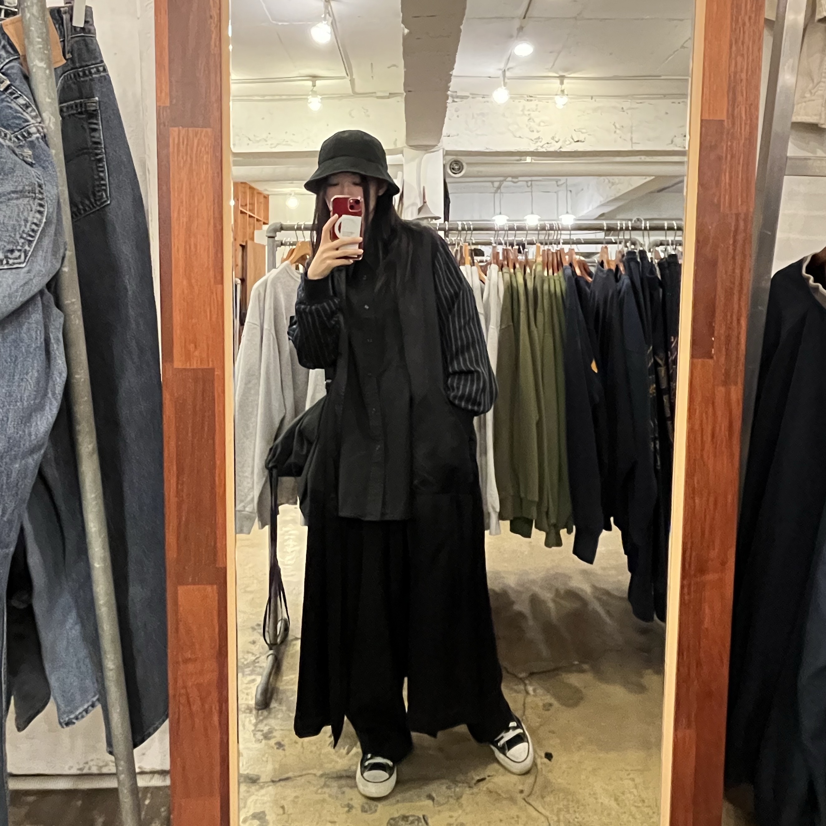 CDG 1986 Staff Coat Black 착용 스타일 - 2