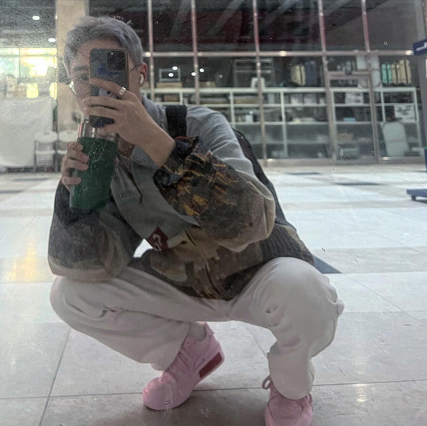 (W) Nike Air Force 1 Fontanka Pink Foam, Supreme Aerial Tapestry Harrington Jacket - 20FW 착용 스타일