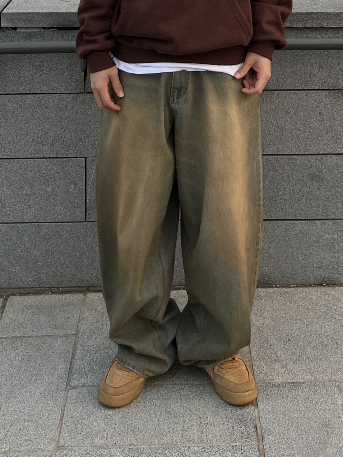 Nike Air Force 1 '07 WB Flax 착용 스타일 - 4