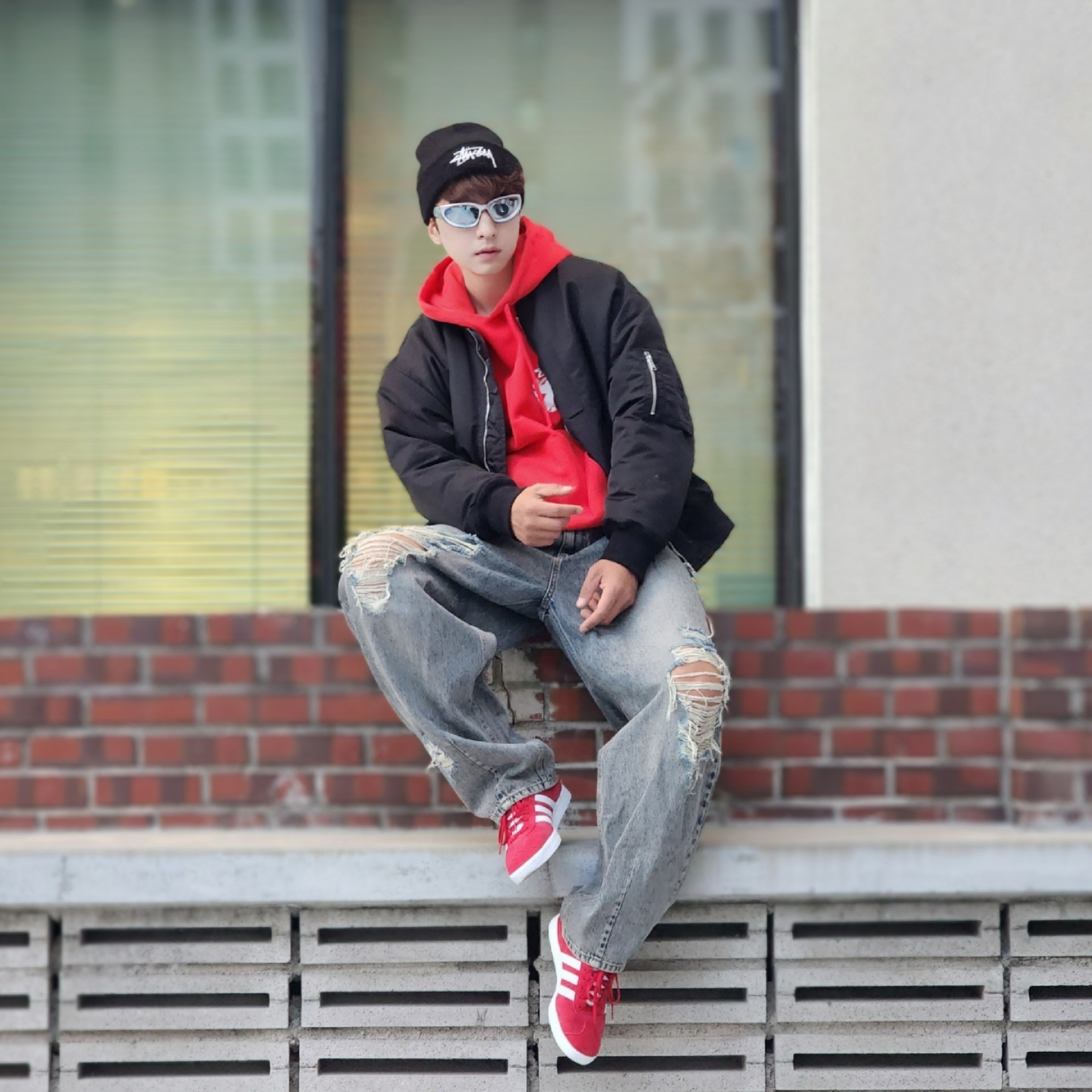 Stussy Big Stock Cuff Beanie Black, Stussy Beach Roots Hoodie Red 착용 스타일 - 4
