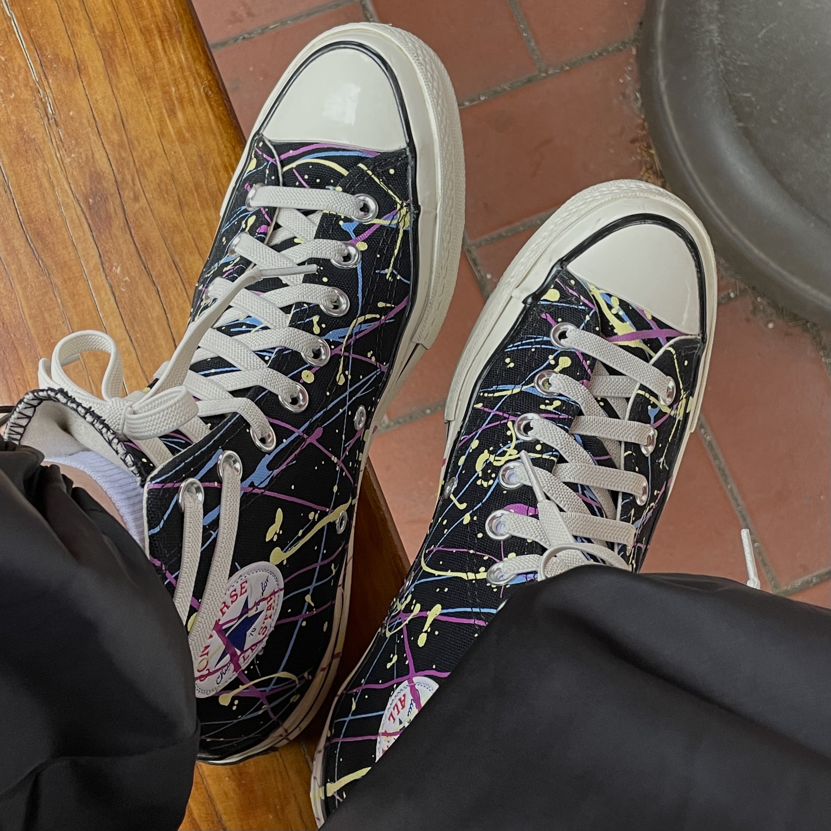 Converse Chuck 70 High Paint Splatter Black 착용 스타일