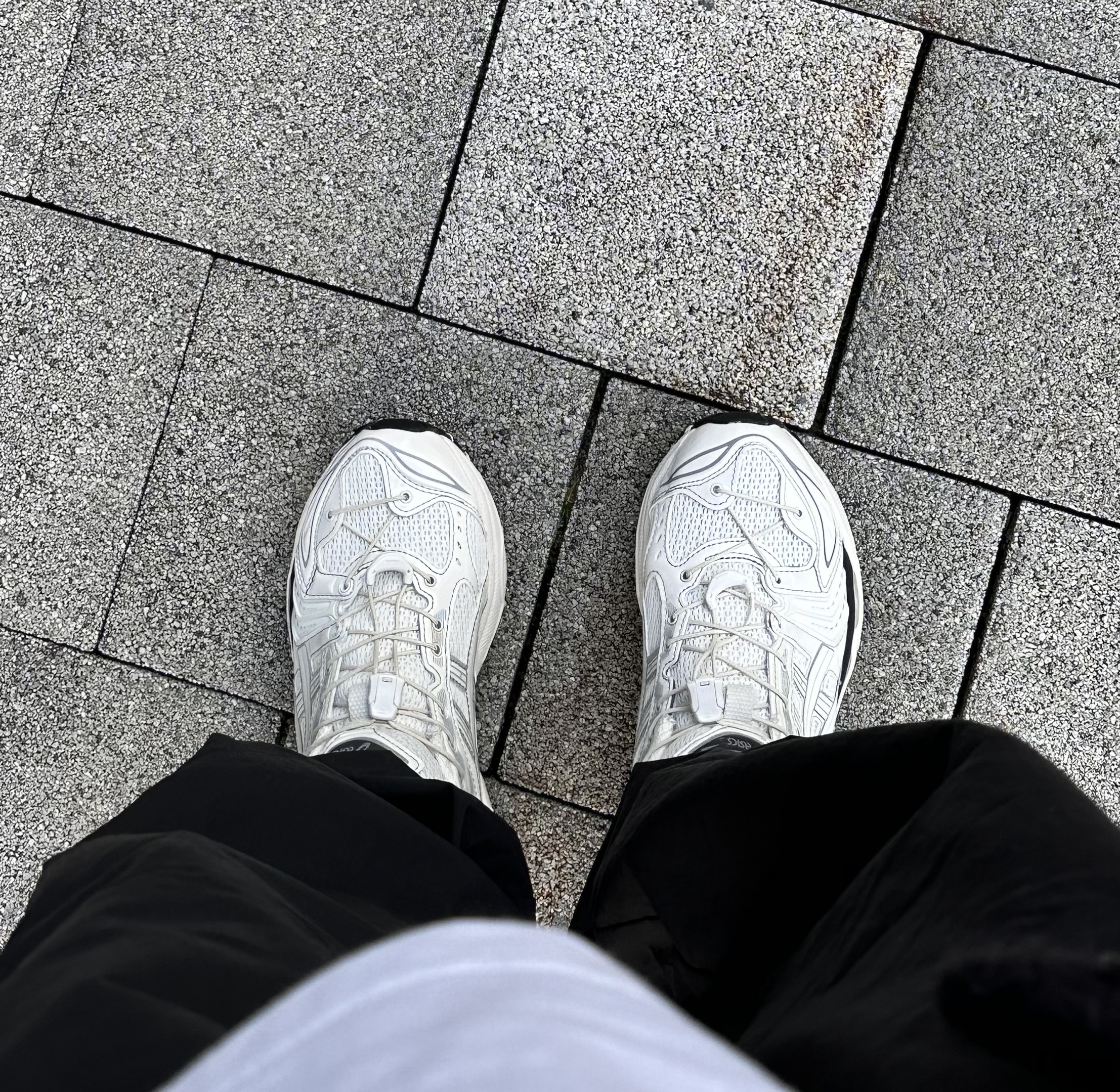 Asics x Unaffected Gel-Kayano 14 Galaxy White 착용 스타일