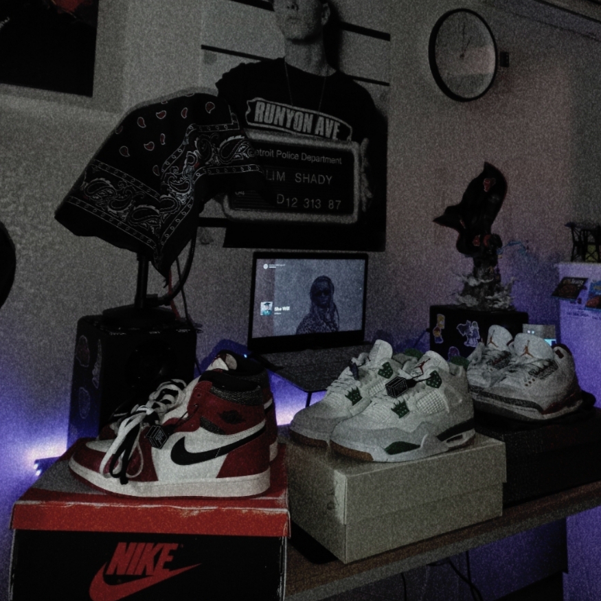 Jordan 4 x Nike SB Retro SP Pine Green, Jordan 1 Retro High OG Chicago 2022 착용 스타일