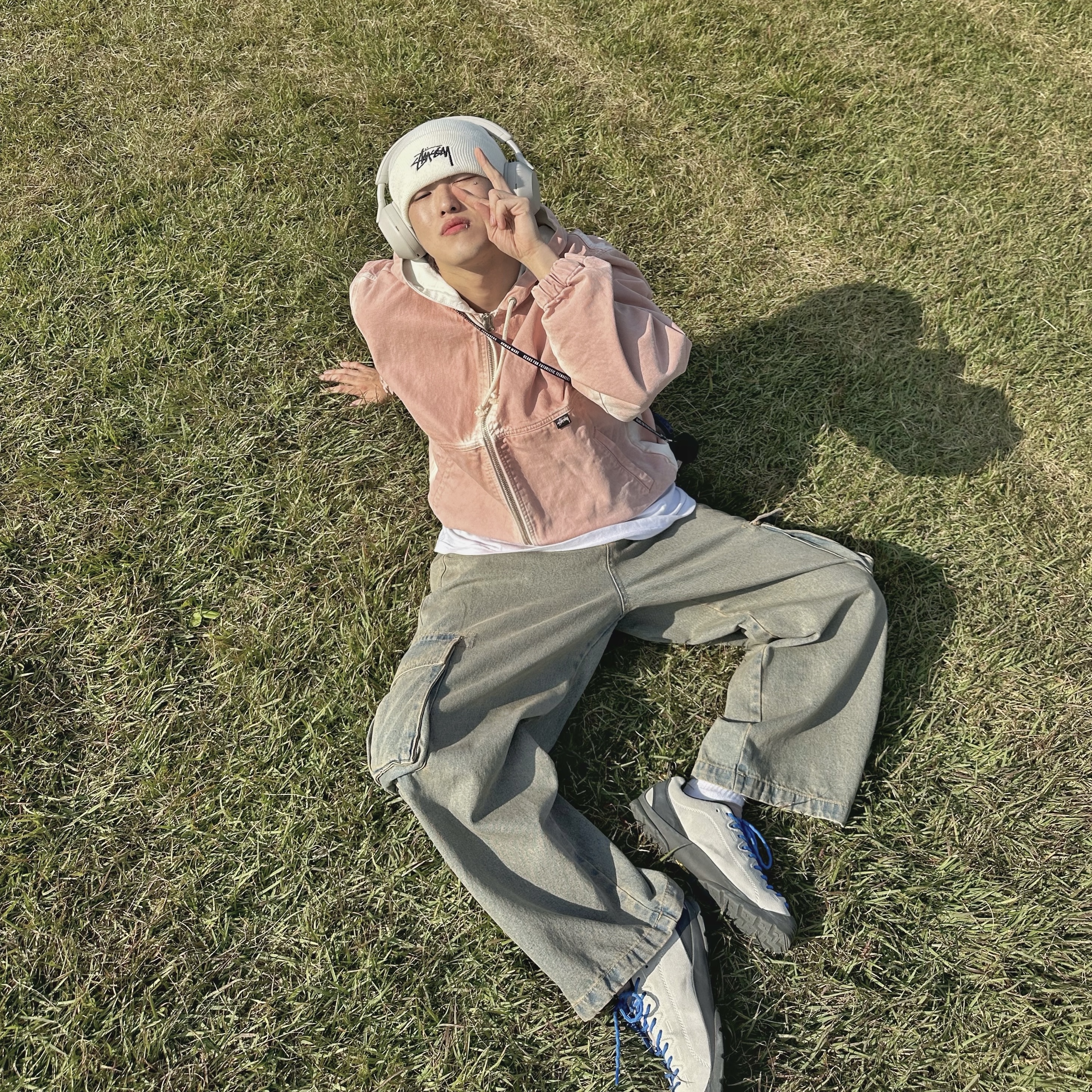 Human Made PVC Pouch Large Navy, Nike x Stussy Cuff Beanie White 착용 스타일 - 2