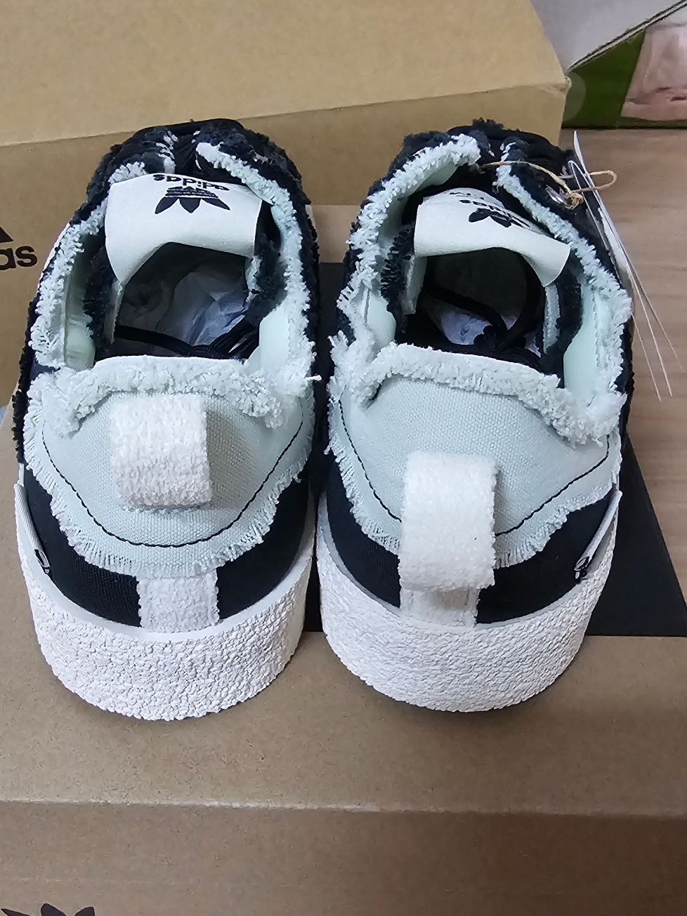 Adidas x Song for the Mute Campus 80s Core Black Cream White 착용 스타일 - 4
