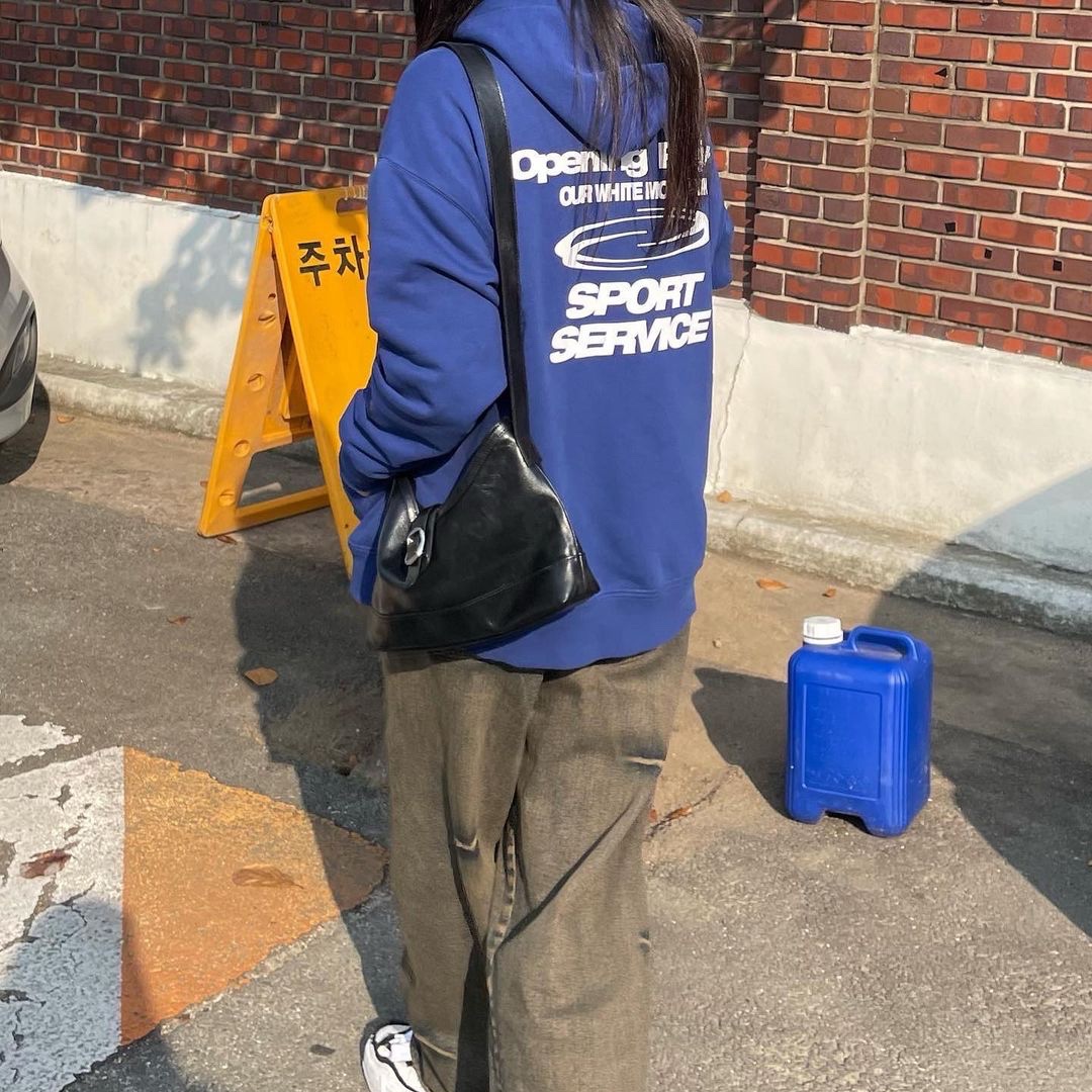 Opening Project Sport Service Hoodie Cobalt Blue 착용 스타일 - 3