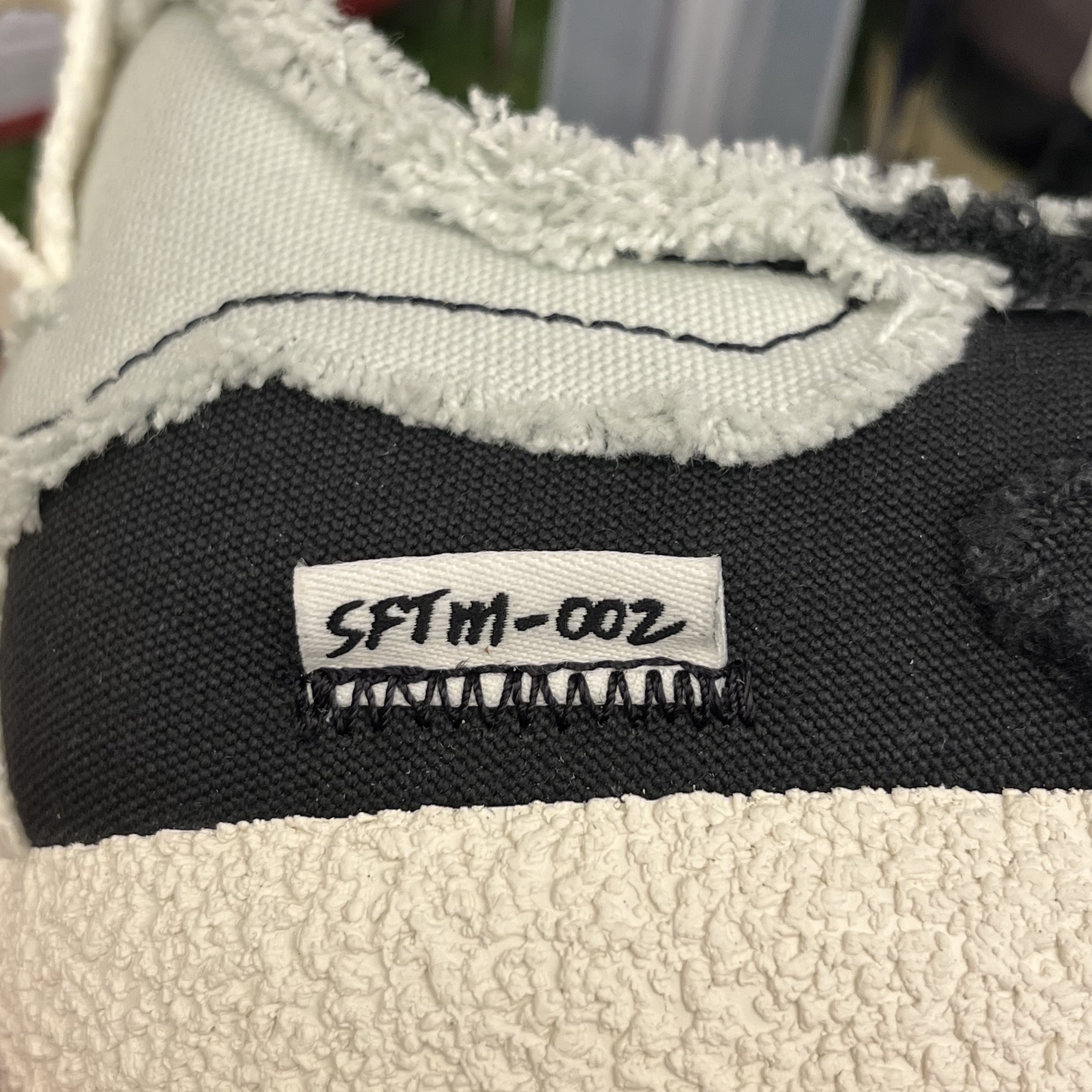 Adidas x Song for the Mute Campus 80s Core Black Cream White 착용 스타일 - 3