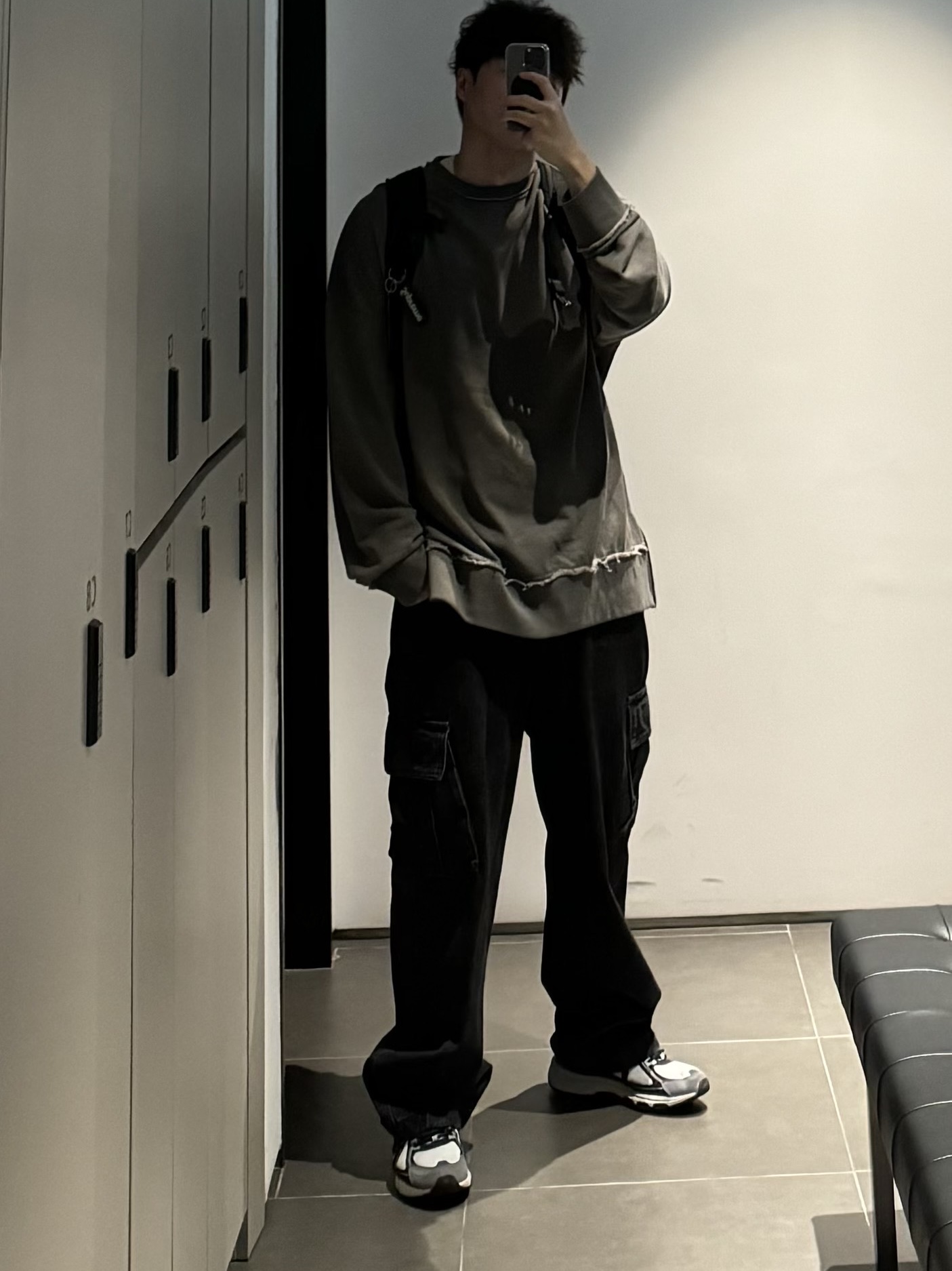 Asics Gel-Venture 6 SPS Glacier Grey, Supreme Webbing Keychain Green Camo - 23SS 착용 스타일