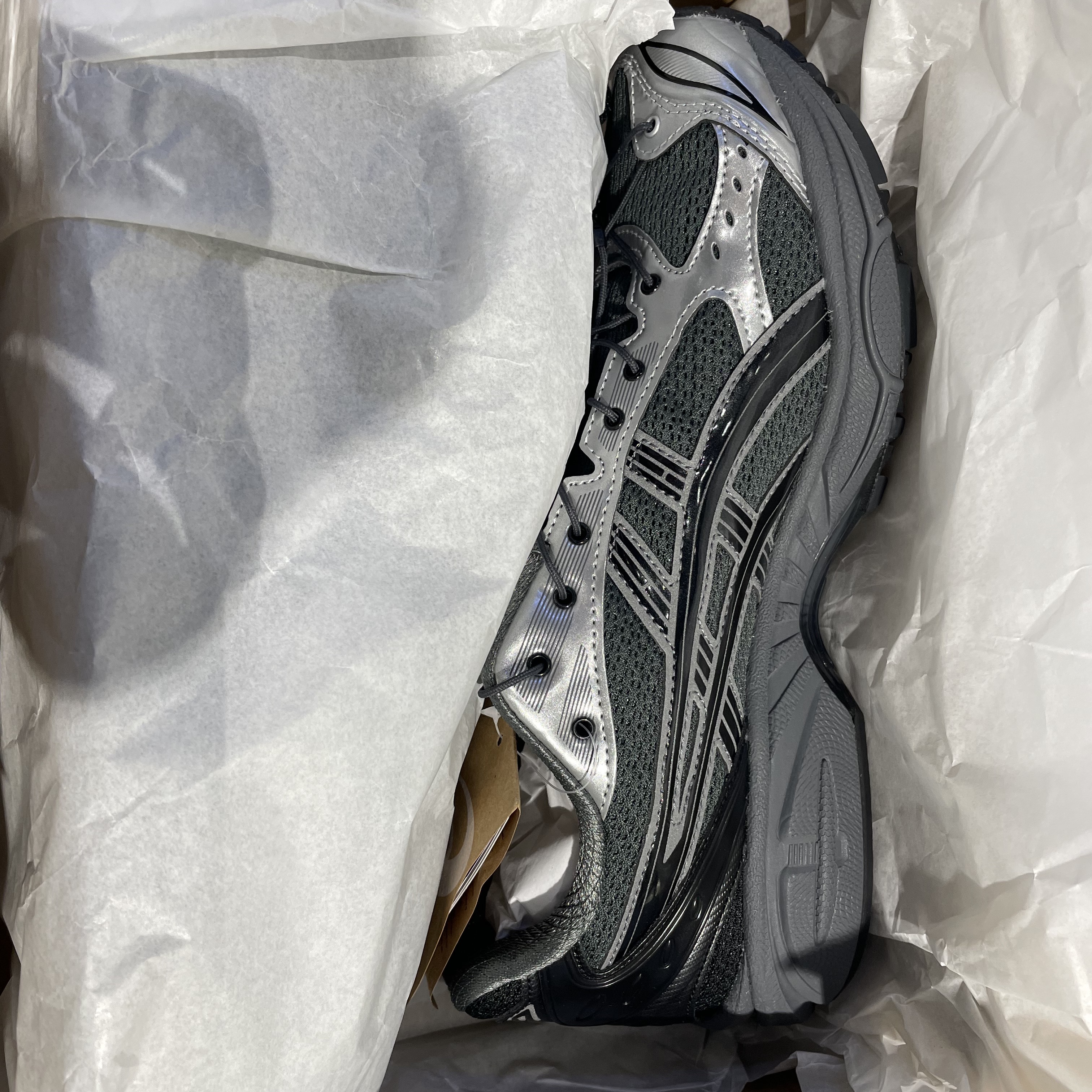 Asics x Unaffected Gel-Kayano 14 Silver Moon 착용 스타일