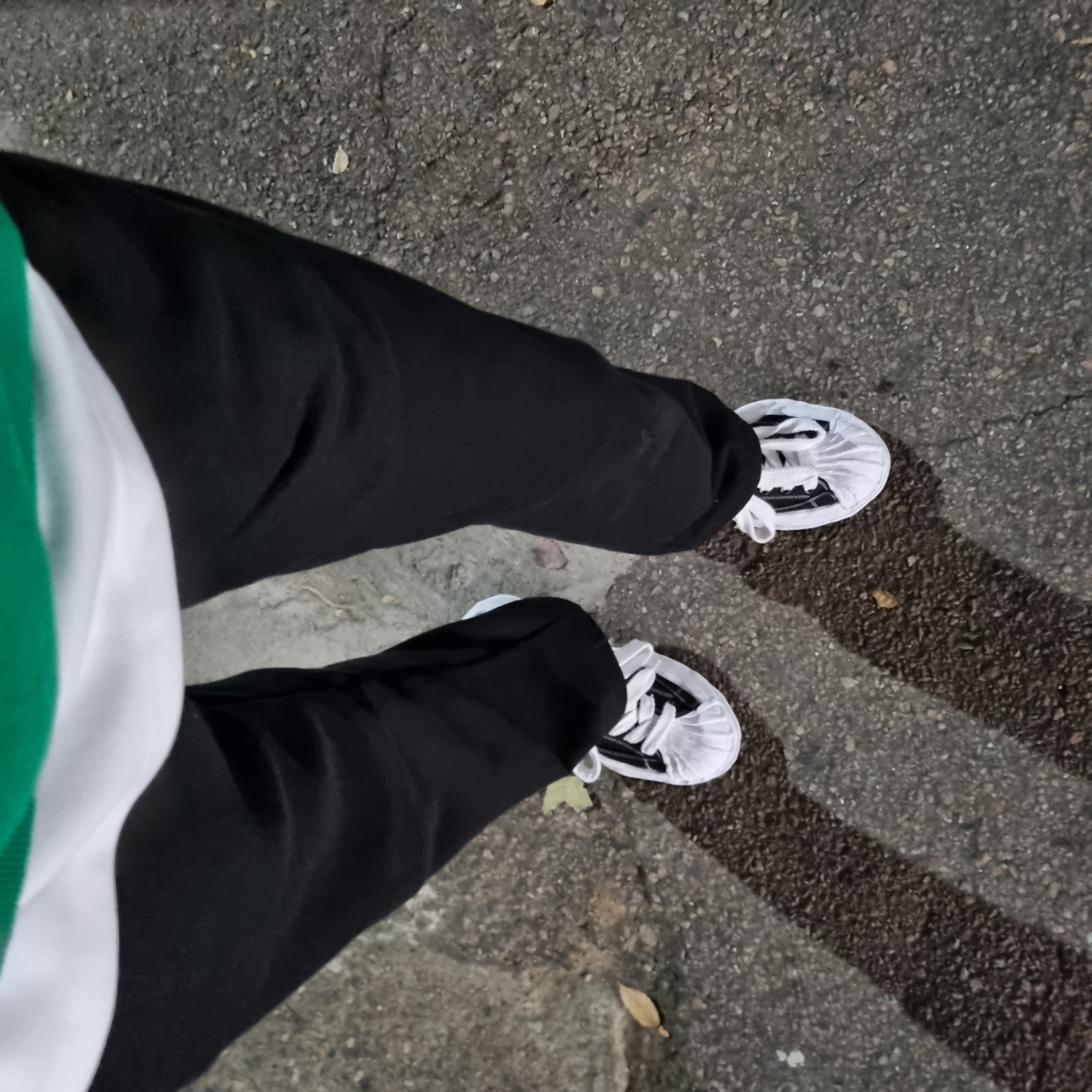 Maison Mihara Yasuhiro Blakey OG Sole Canvas Low-top Sneakers Black White 착용 스타일