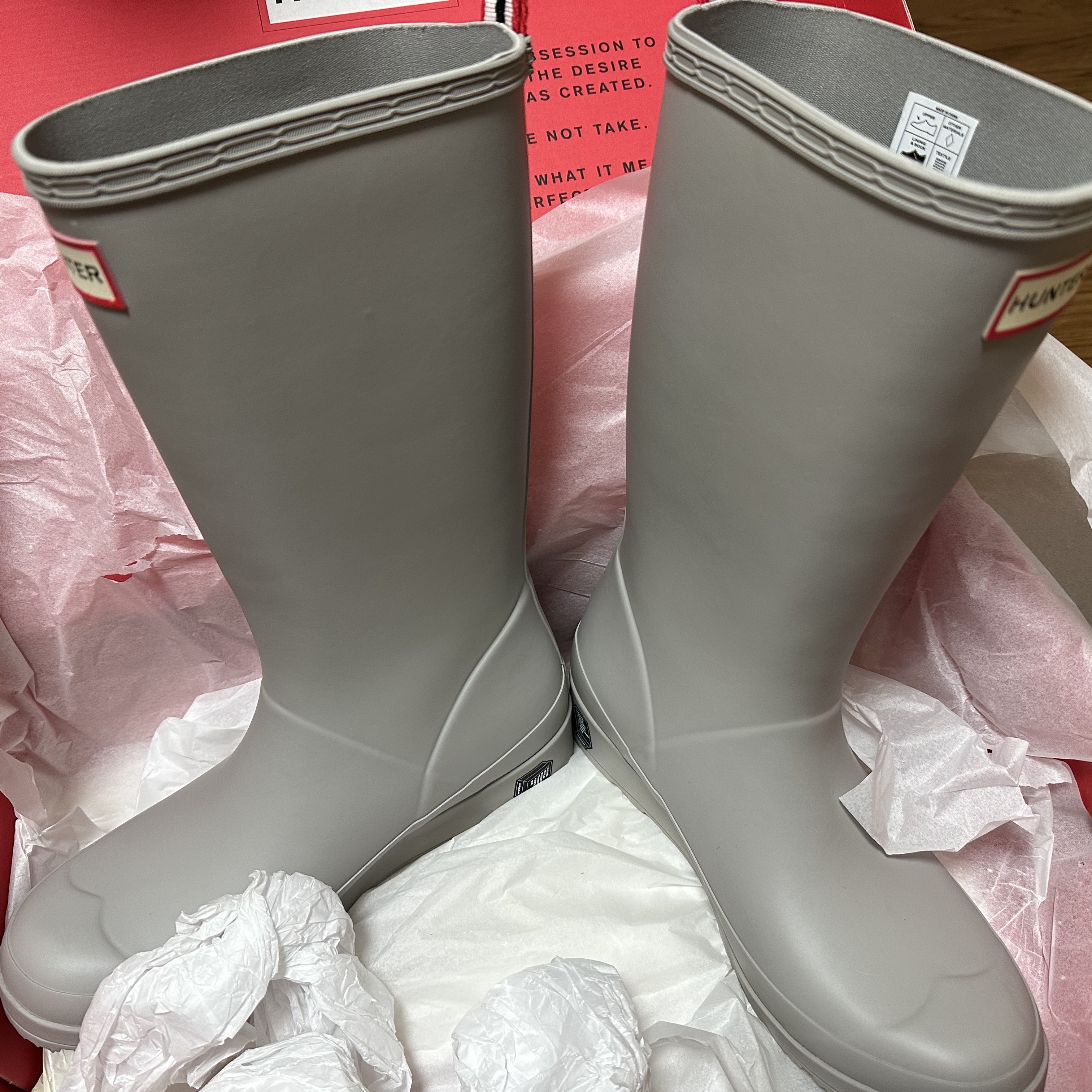(W) Hunter Play Tall Wellington Rain Boots Zinc Grey 착용 스타일 - 3