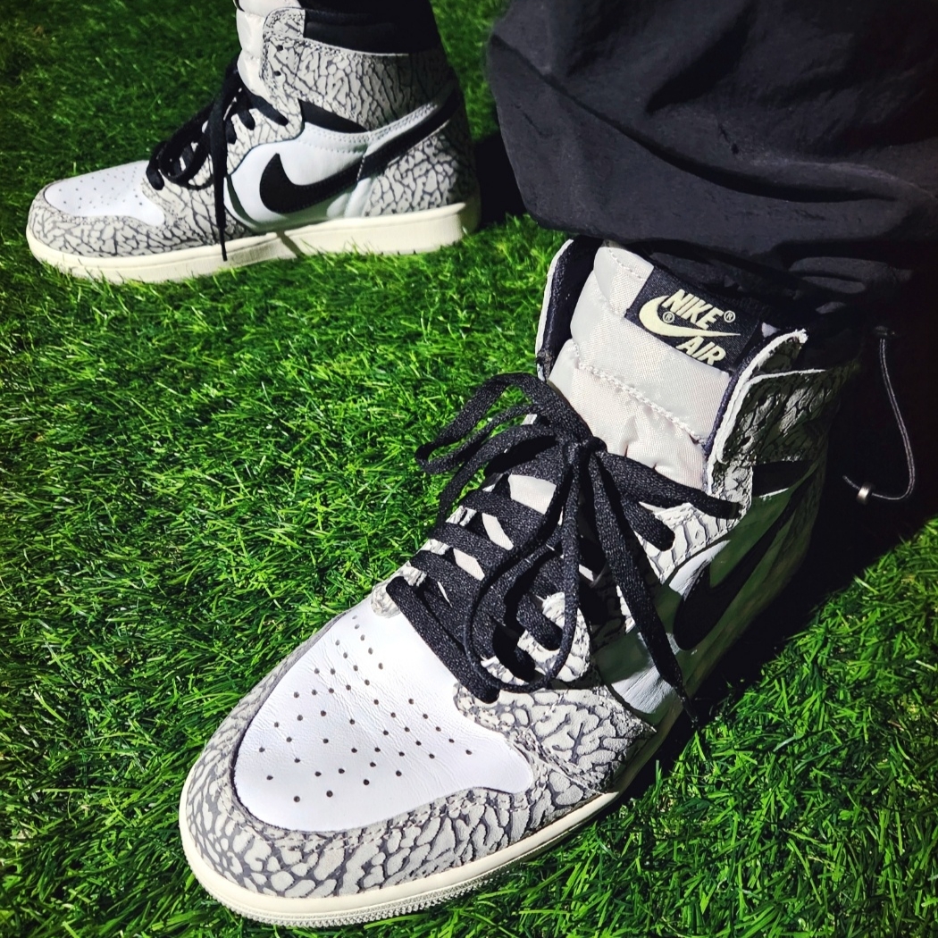 Jordan 1 Retro High OG White Cement, Nike NSW Big Swoosh Woven Jacket Black - Asia 착용 스타일 - 5