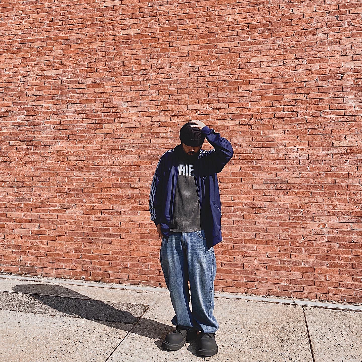 Farfromwhat Far Wahsed Drift T-Shirt Black, Adidas Adicolor Classic Beckenbauer Track Jacket Night Indigo - KR Sizing 착용 스타일 - 4
