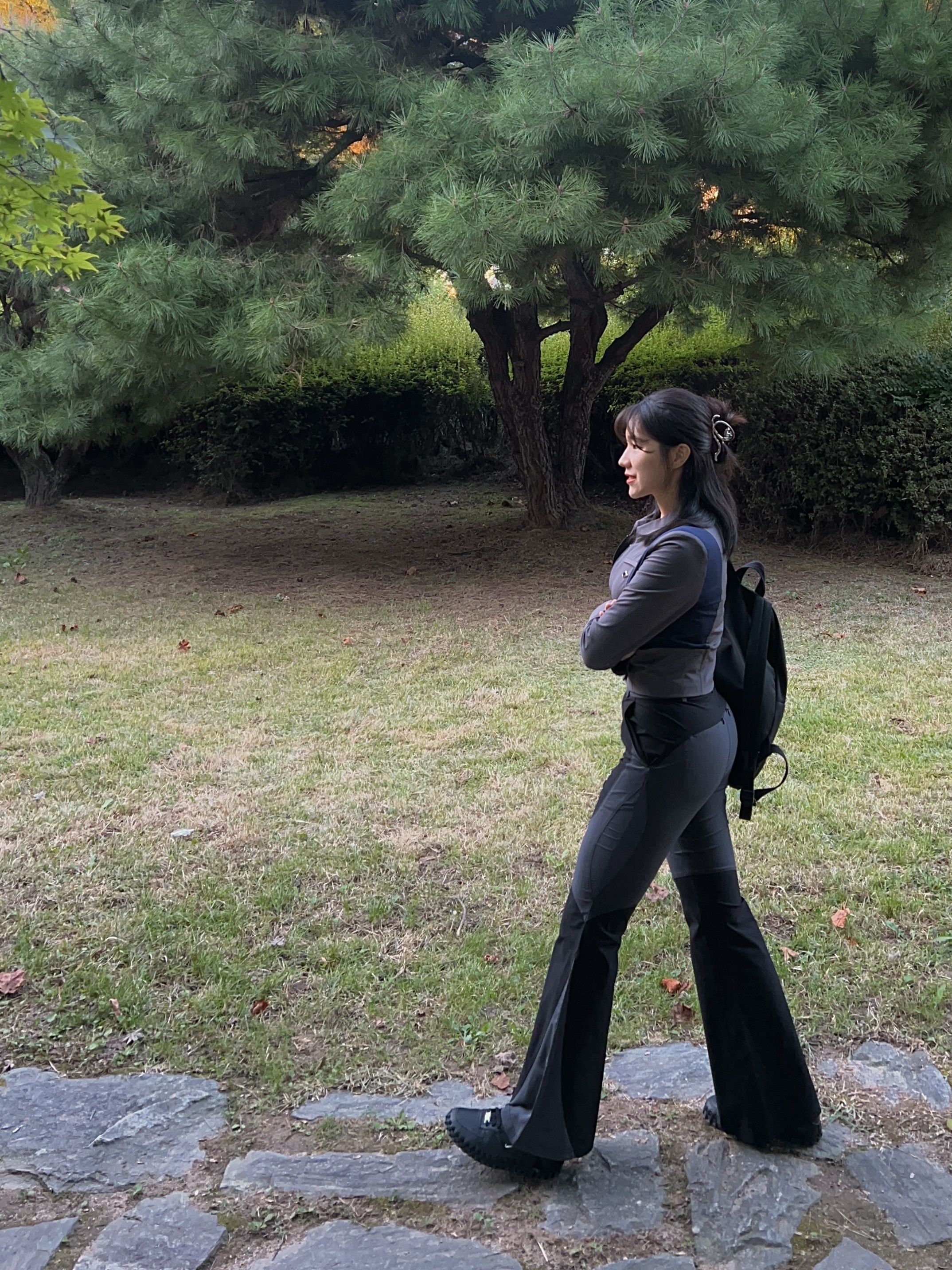(W) Mischief Uniform Zip Up Jacket Charcoal, Nike x Jacquemus J Force 1 Low LX SP Black 착용 스타일 - 2