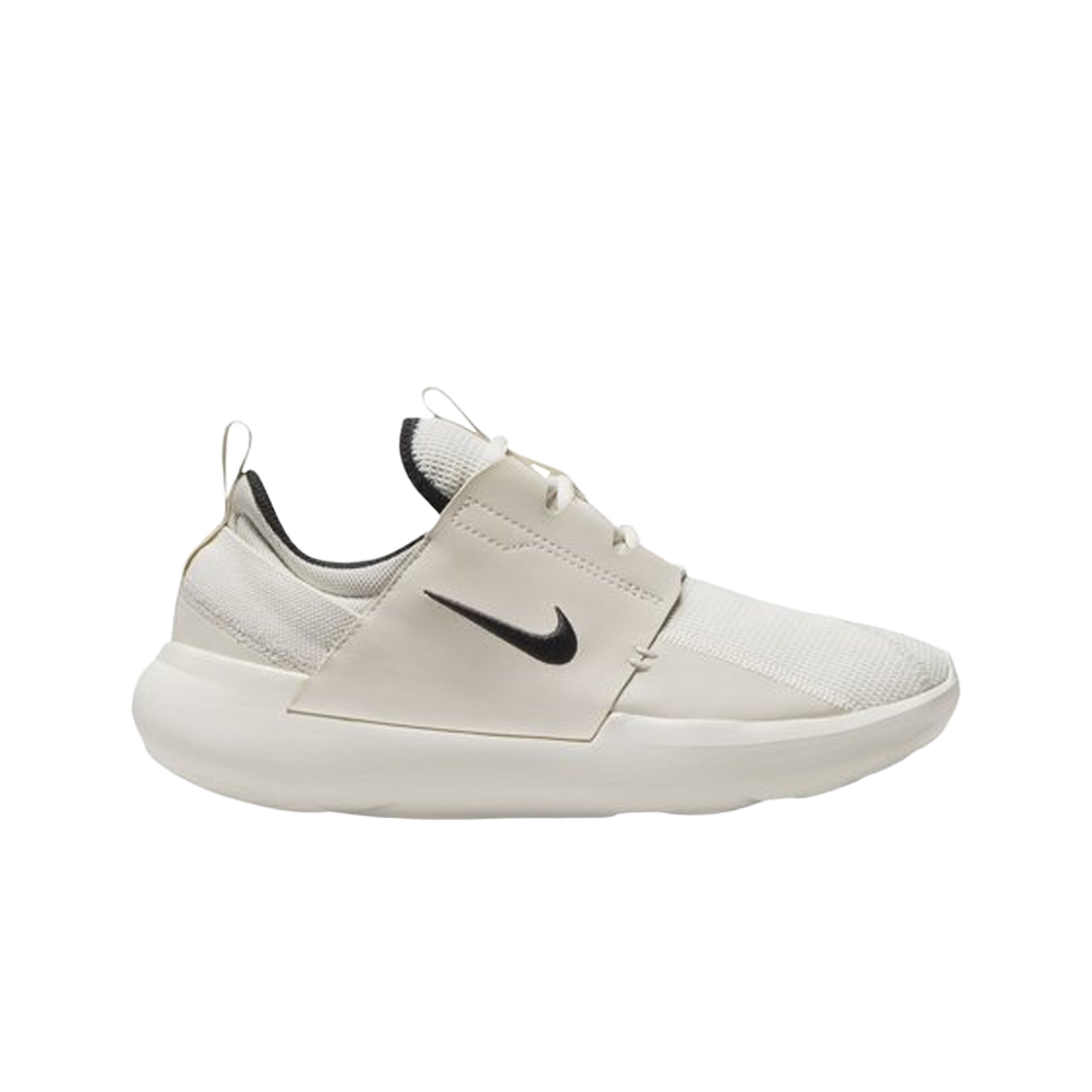 DV8405-100 (W) Nike E-Series AD Sail Black
